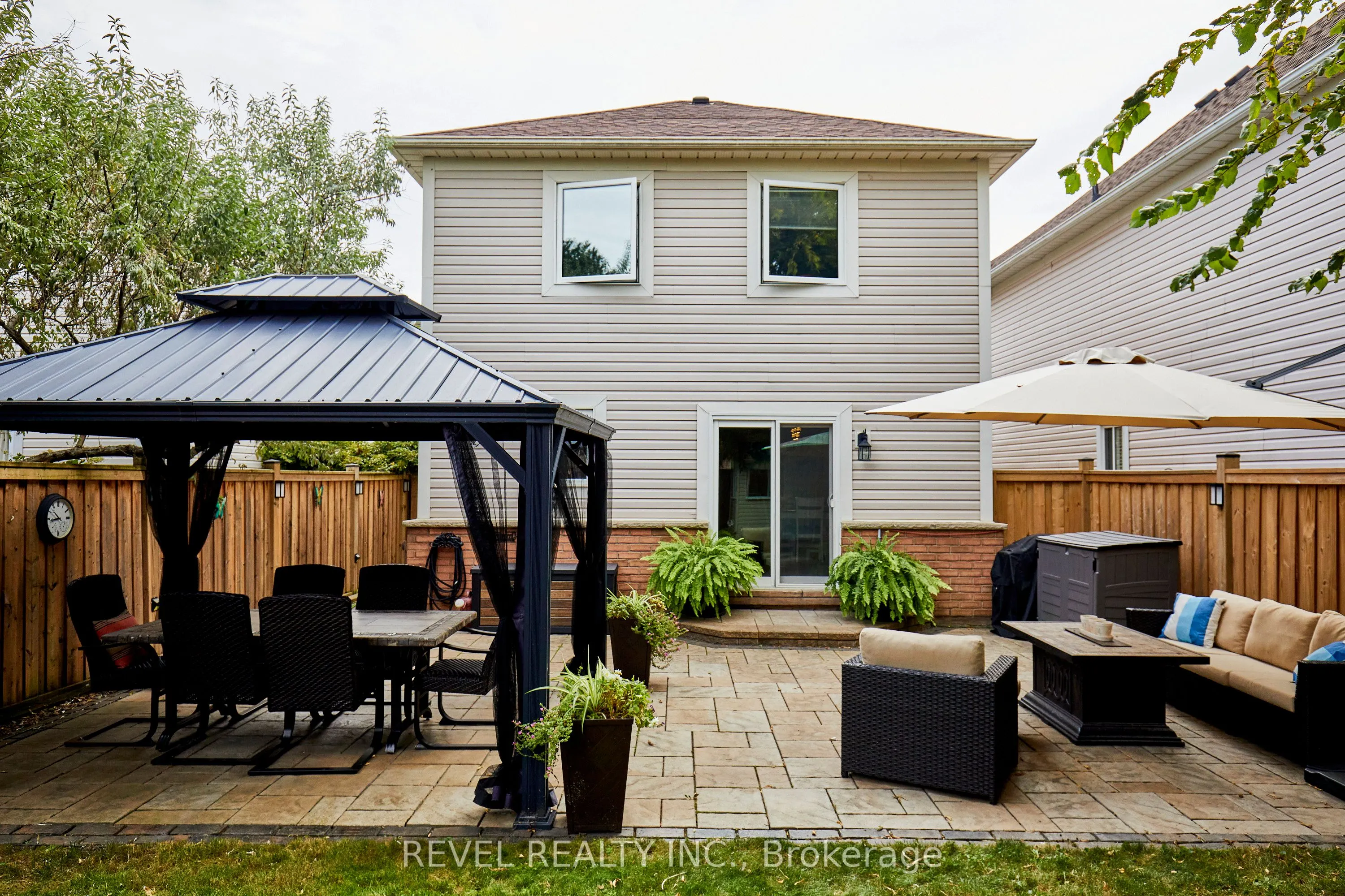 20 Breakwater Drive