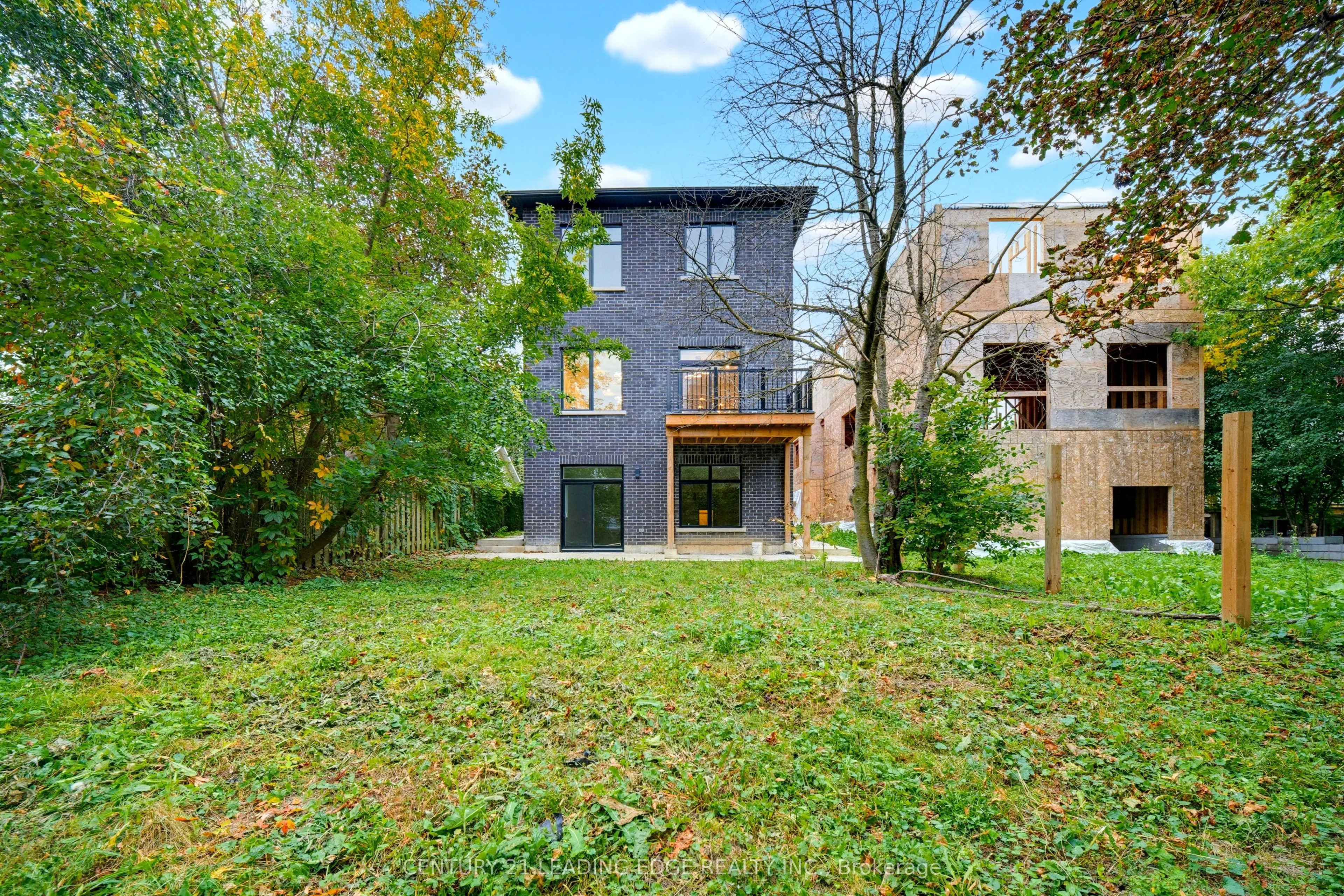 158 Hillcrest Drive