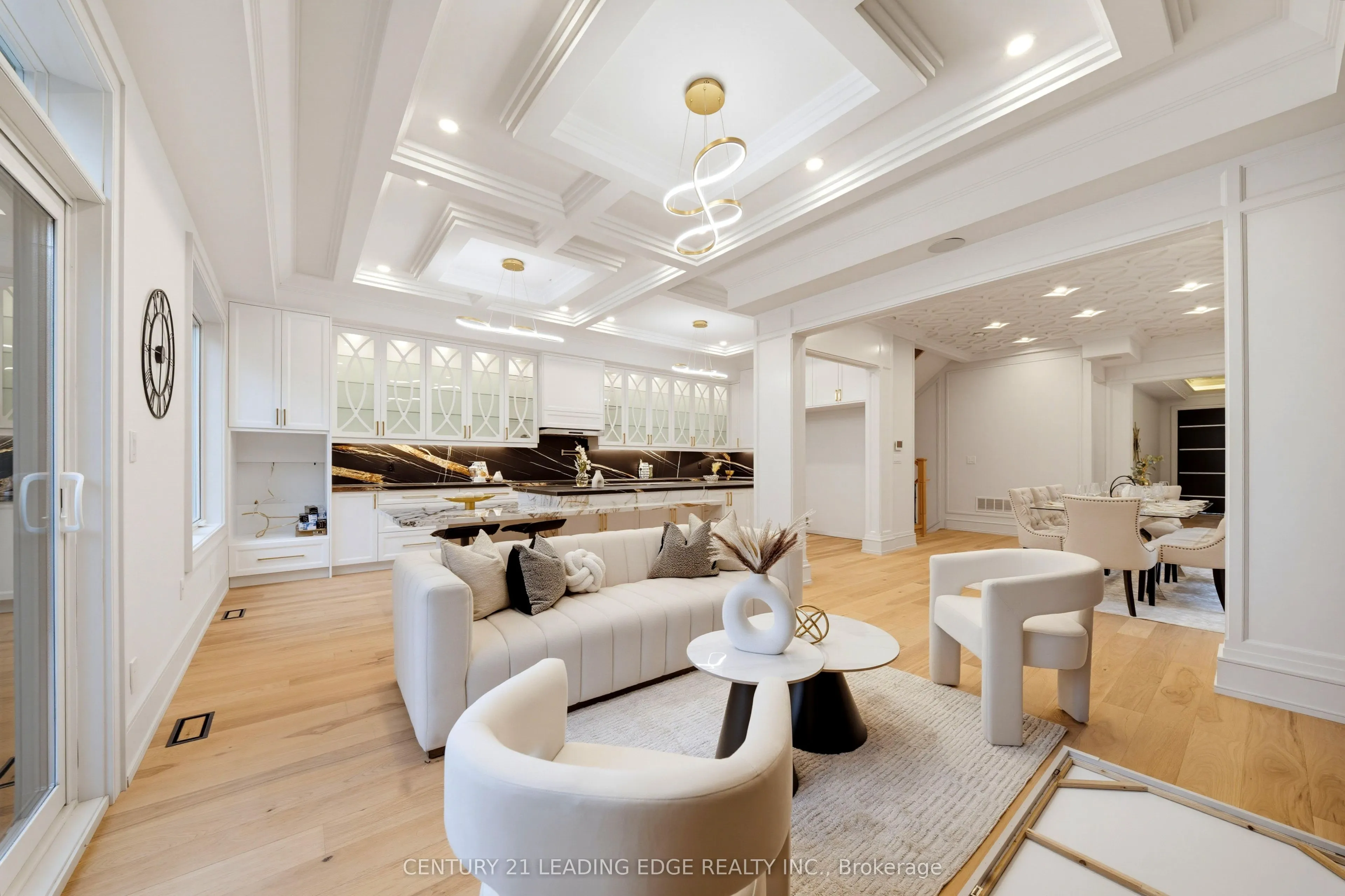 158 Hillcrest Drive