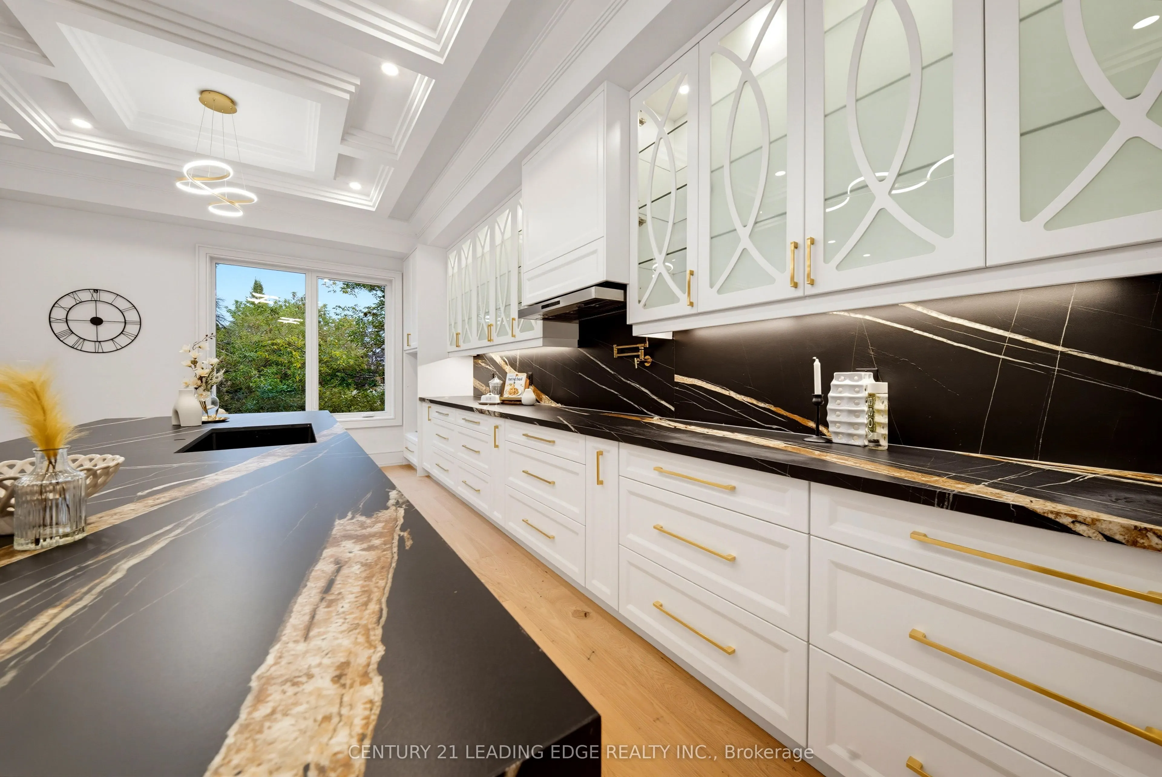 158 Hillcrest Drive