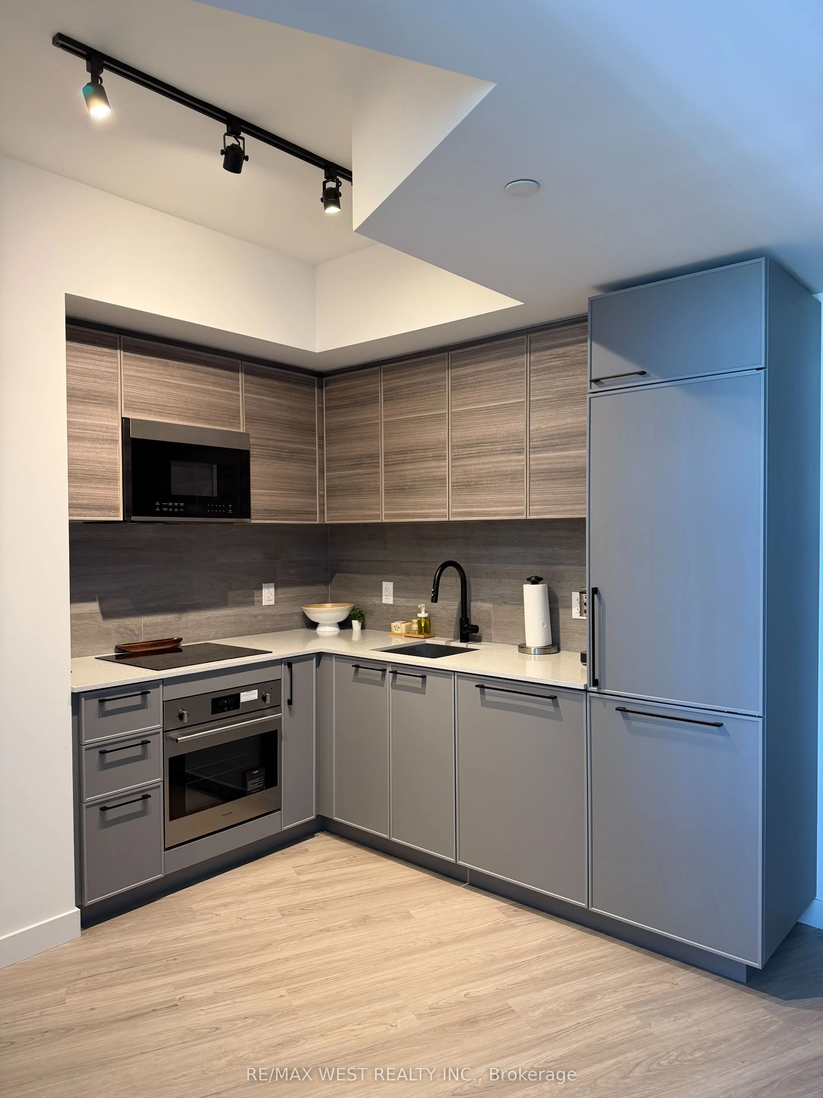 1050 Eastern Avenue #1415