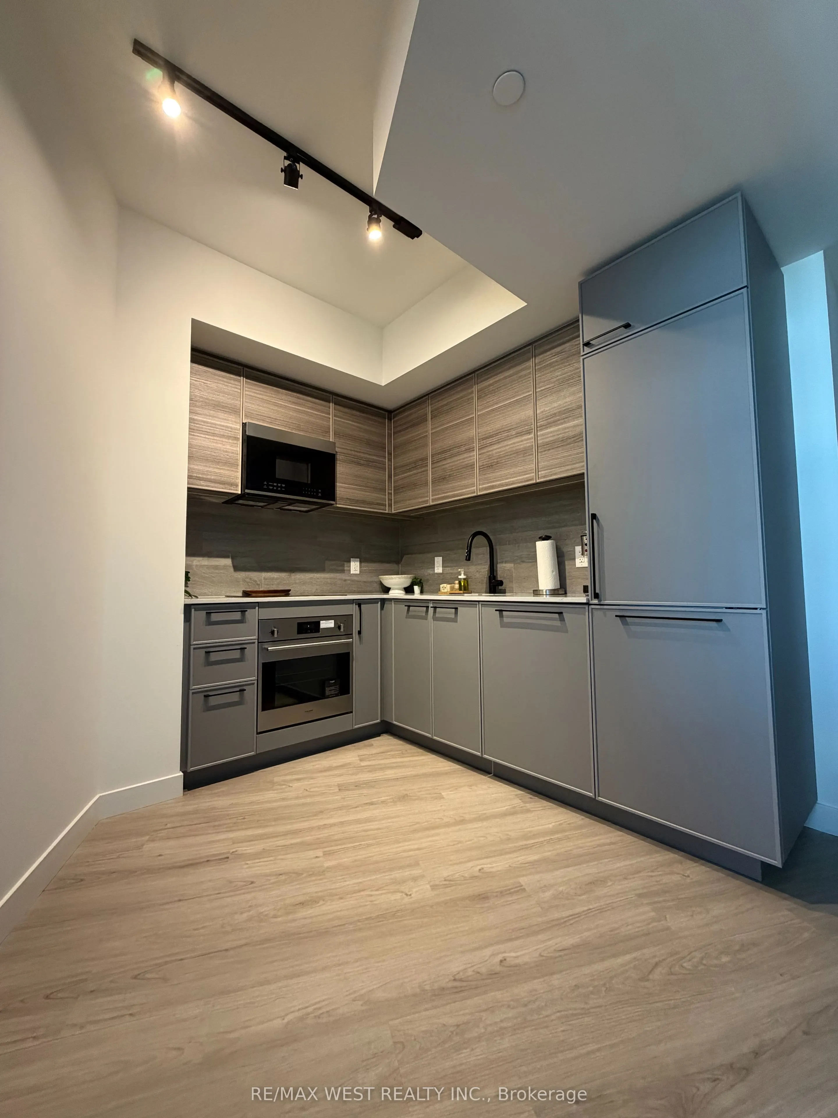 1050 Eastern Avenue #1415