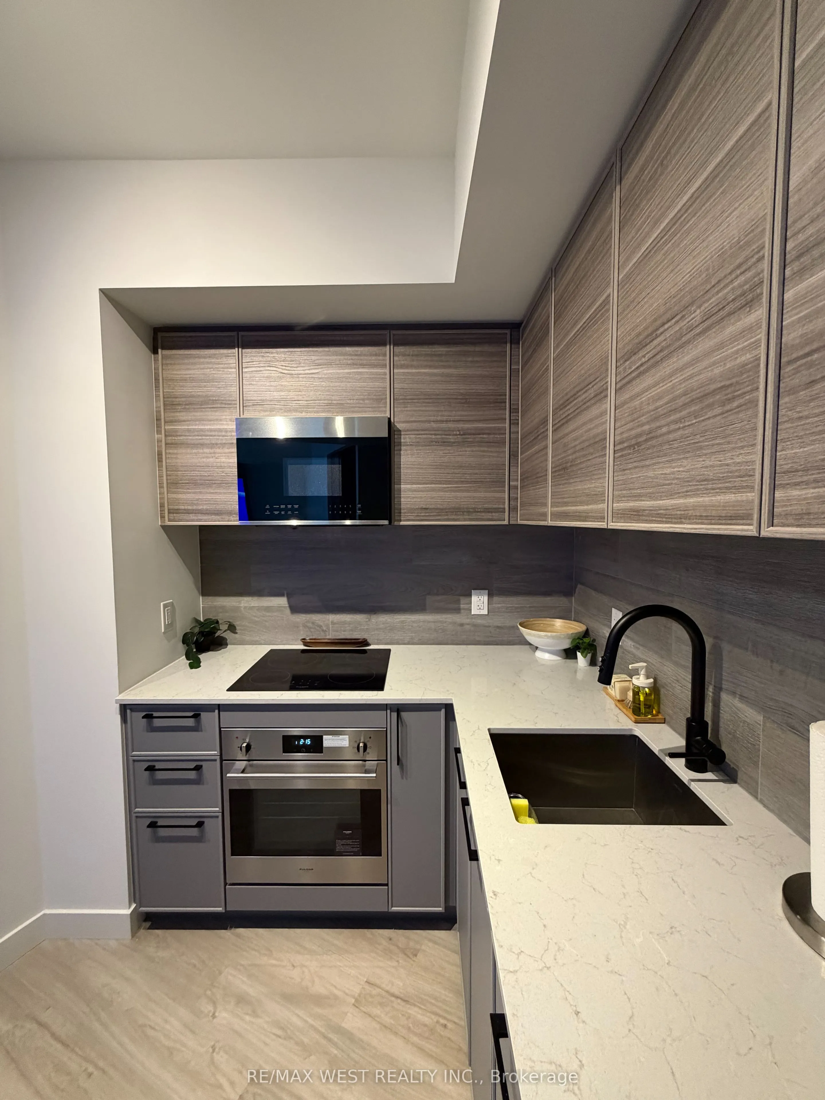1050 Eastern Avenue #1415