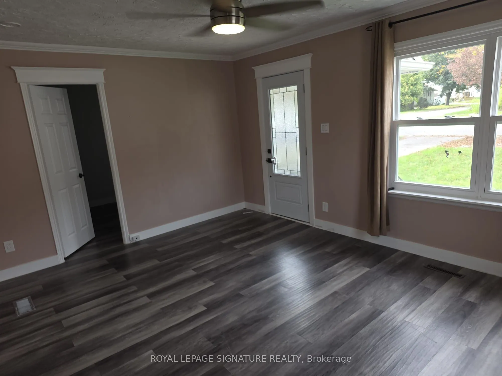 38 Glynn Road #Main