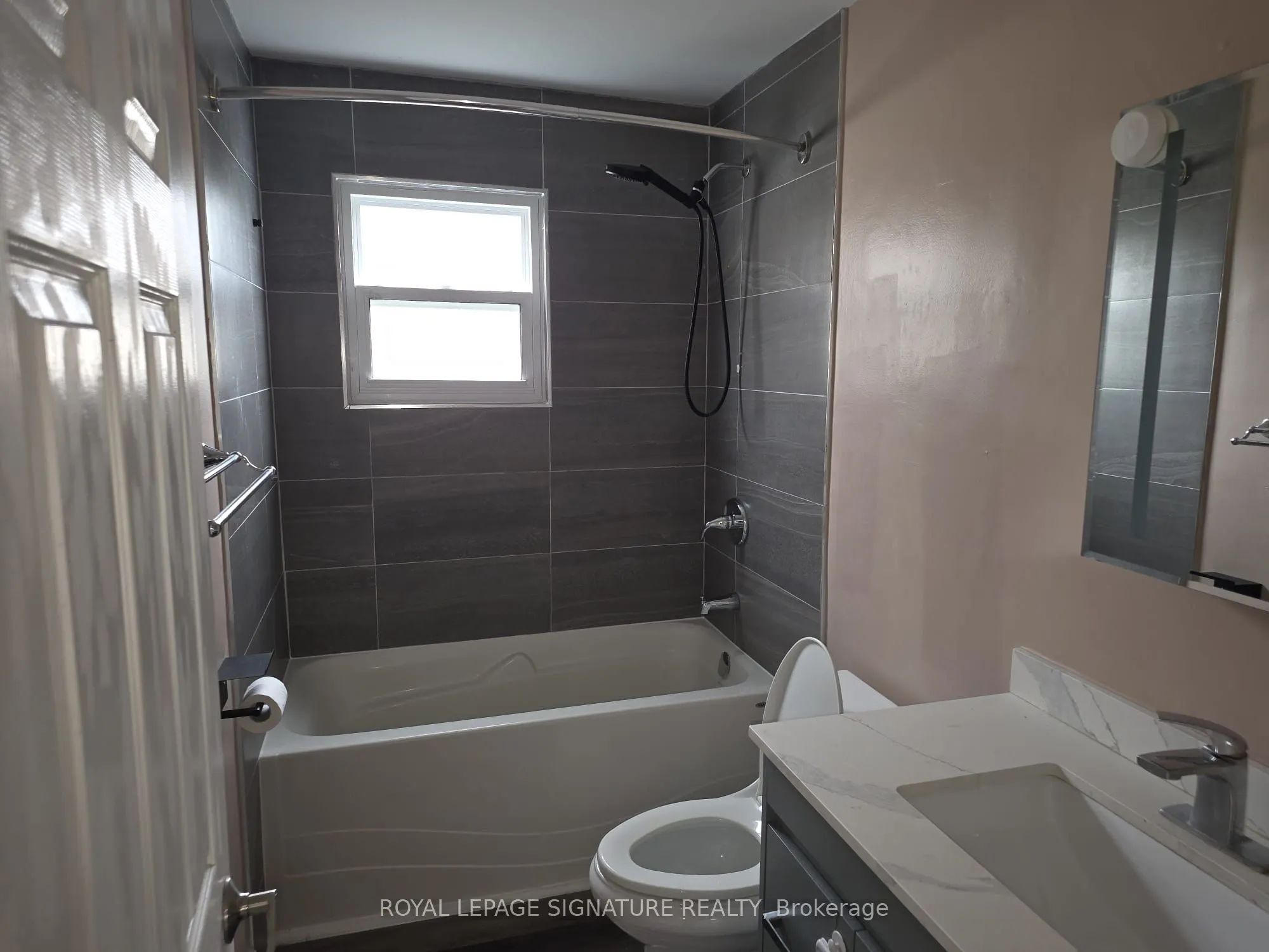 38 Glynn Road #Main