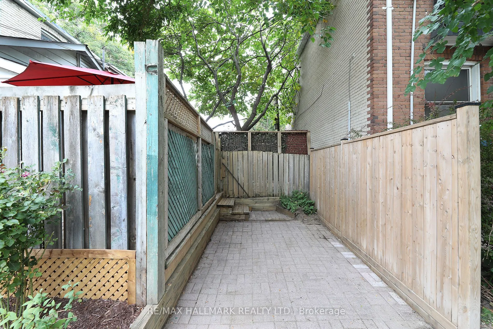 1 Lockwood Road