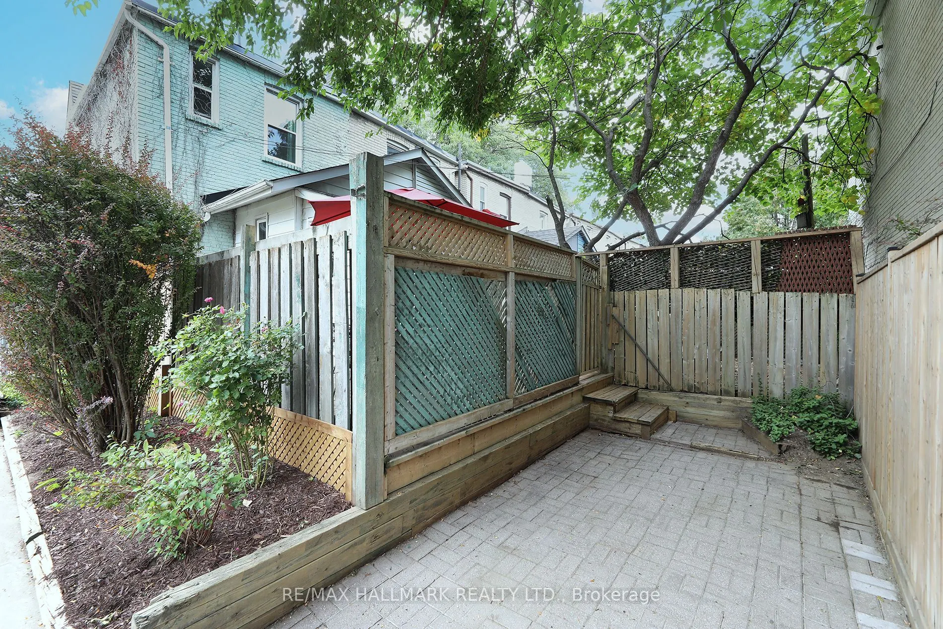 1 Lockwood Road