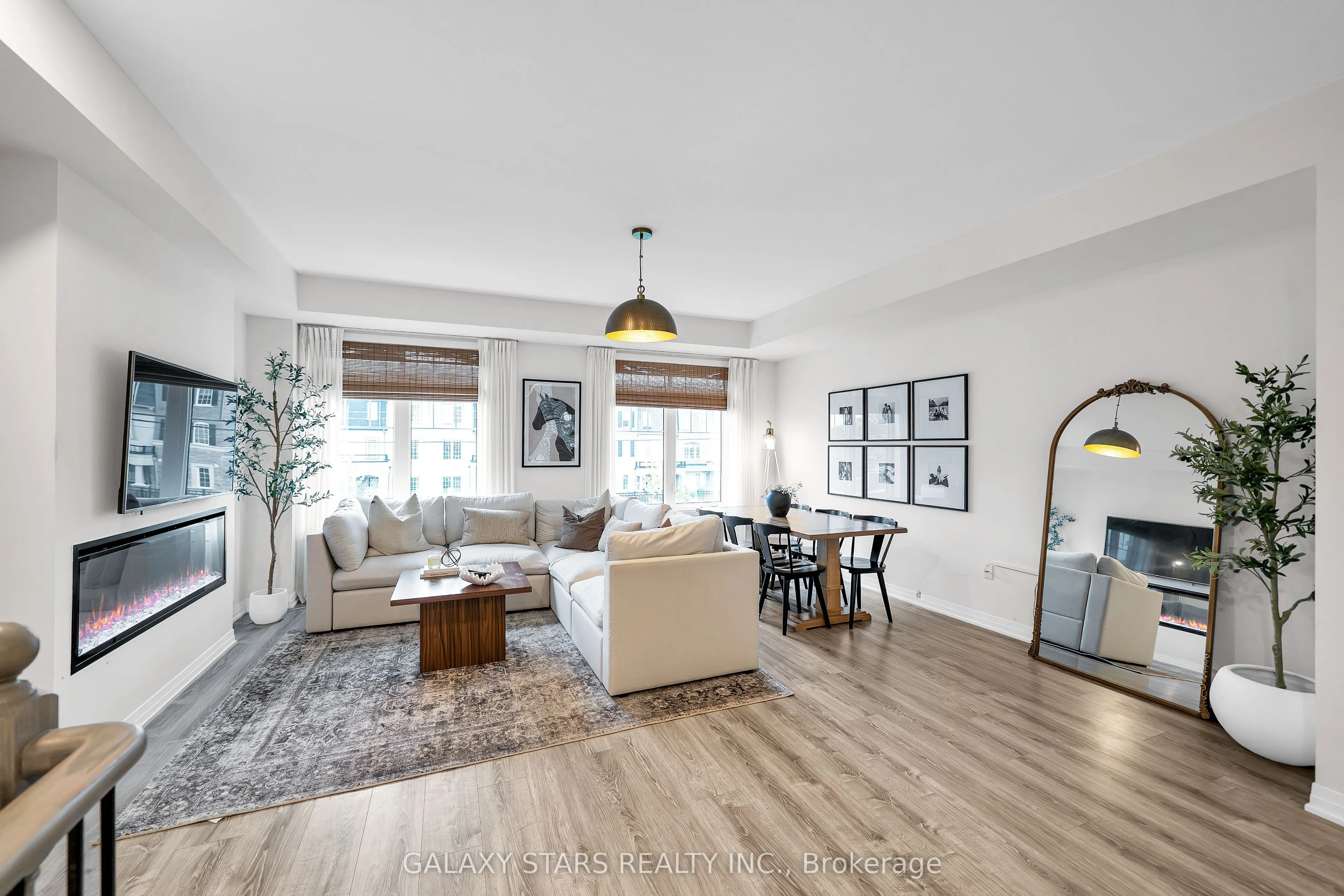 50 Ambereen Place