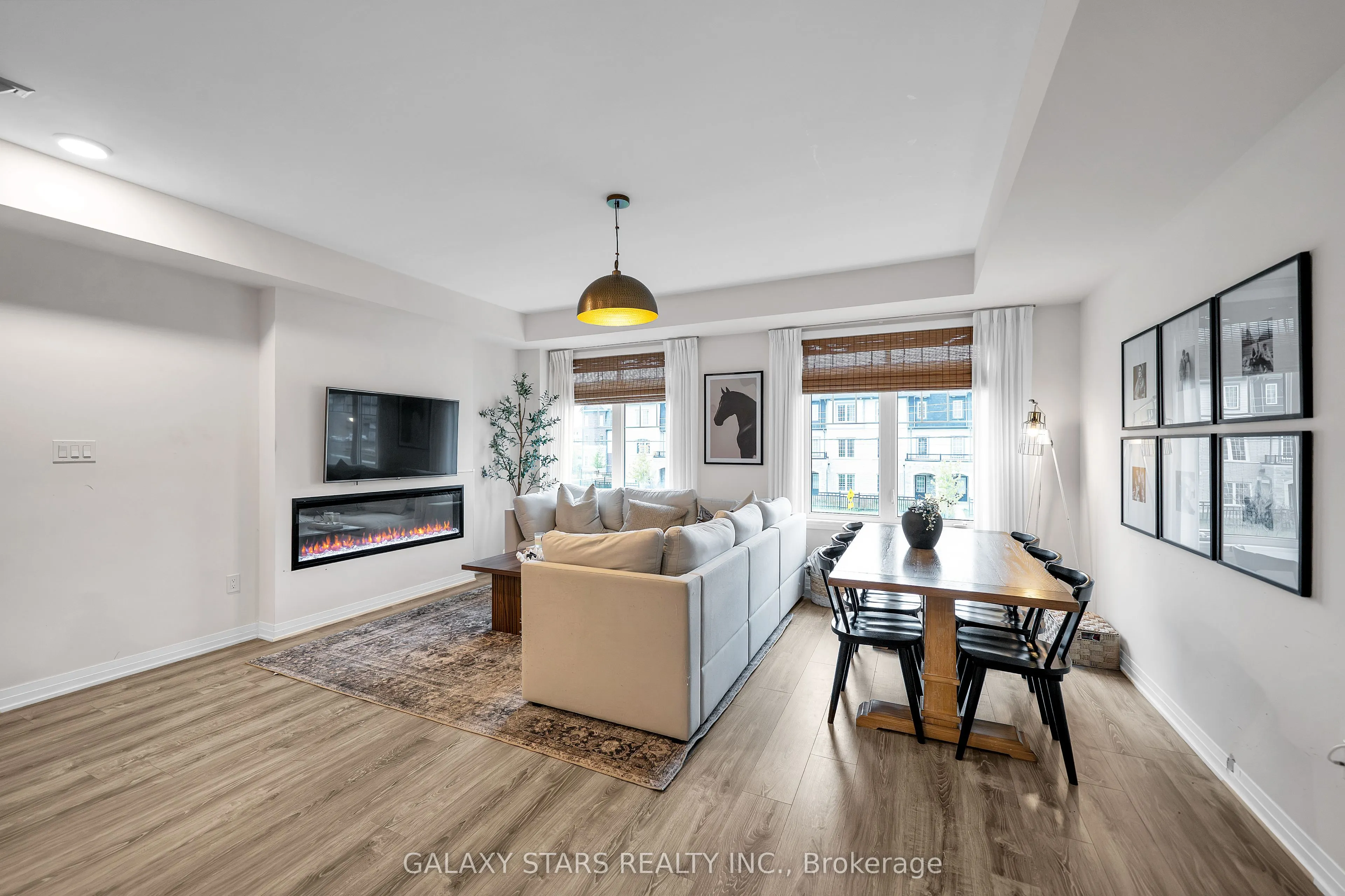 50 Ambereen Place
