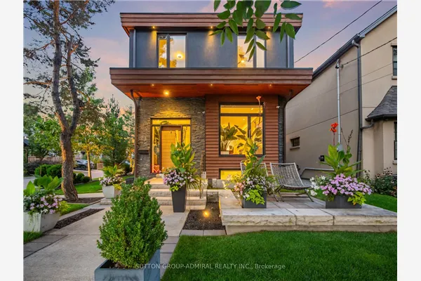 39 Red Deer Avenue