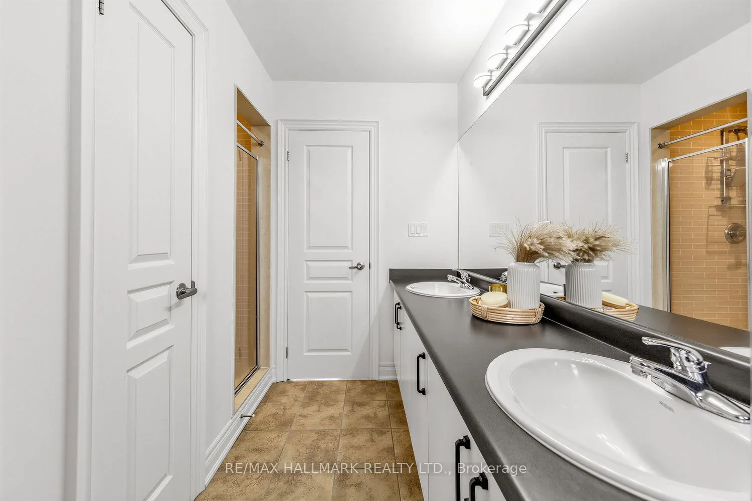 34 Fairhead Mews