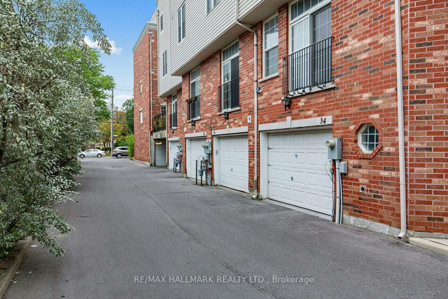 34 Fairhead Mews