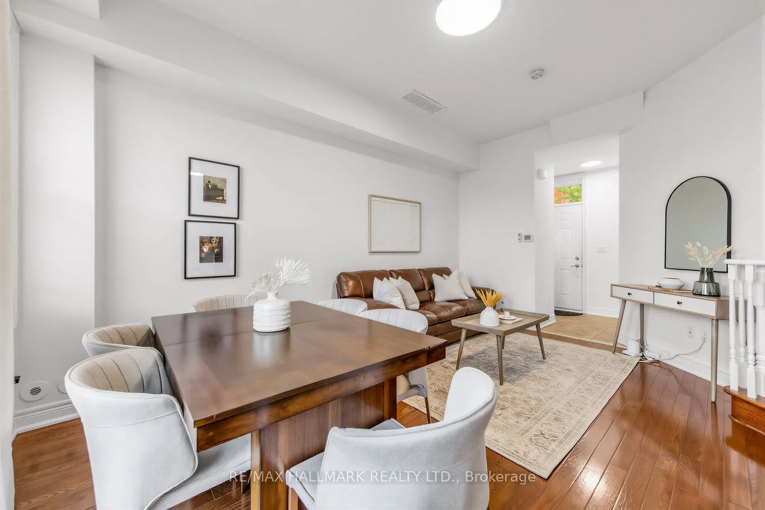 34 Fairhead Mews