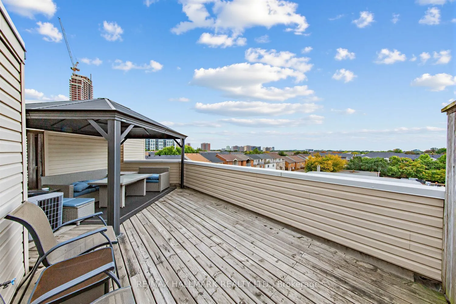 34 Fairhead Mews
