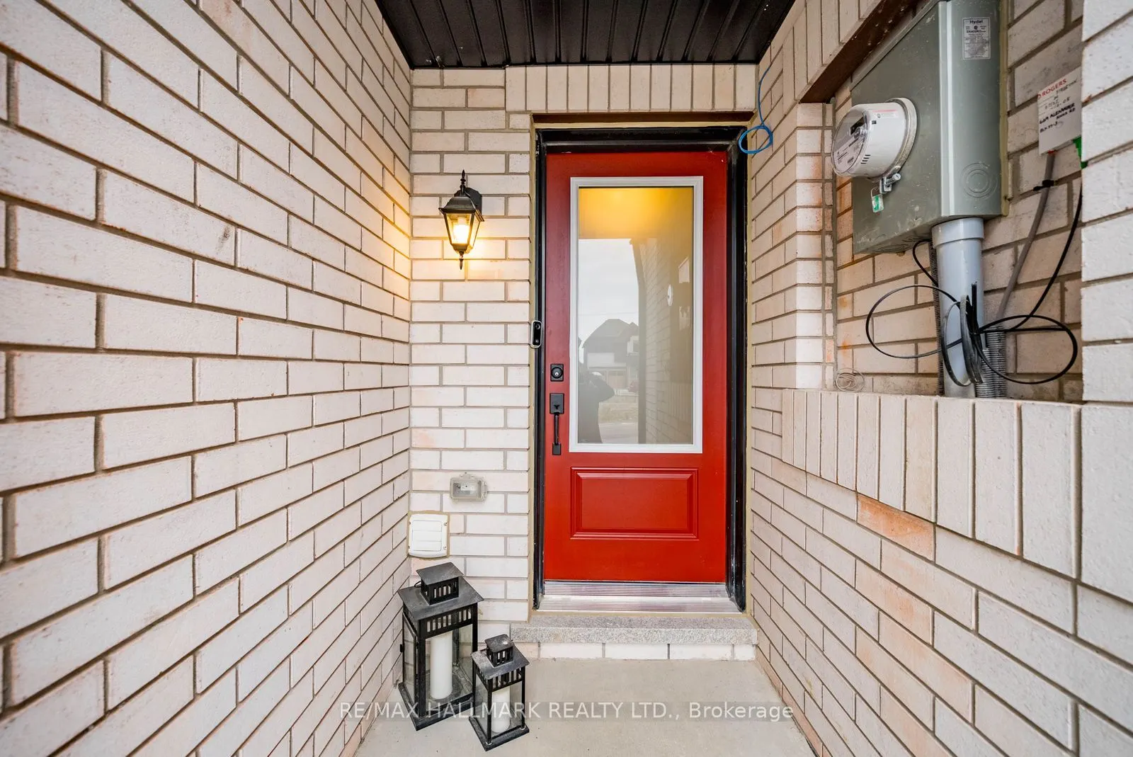 669 Alexander Knox Road