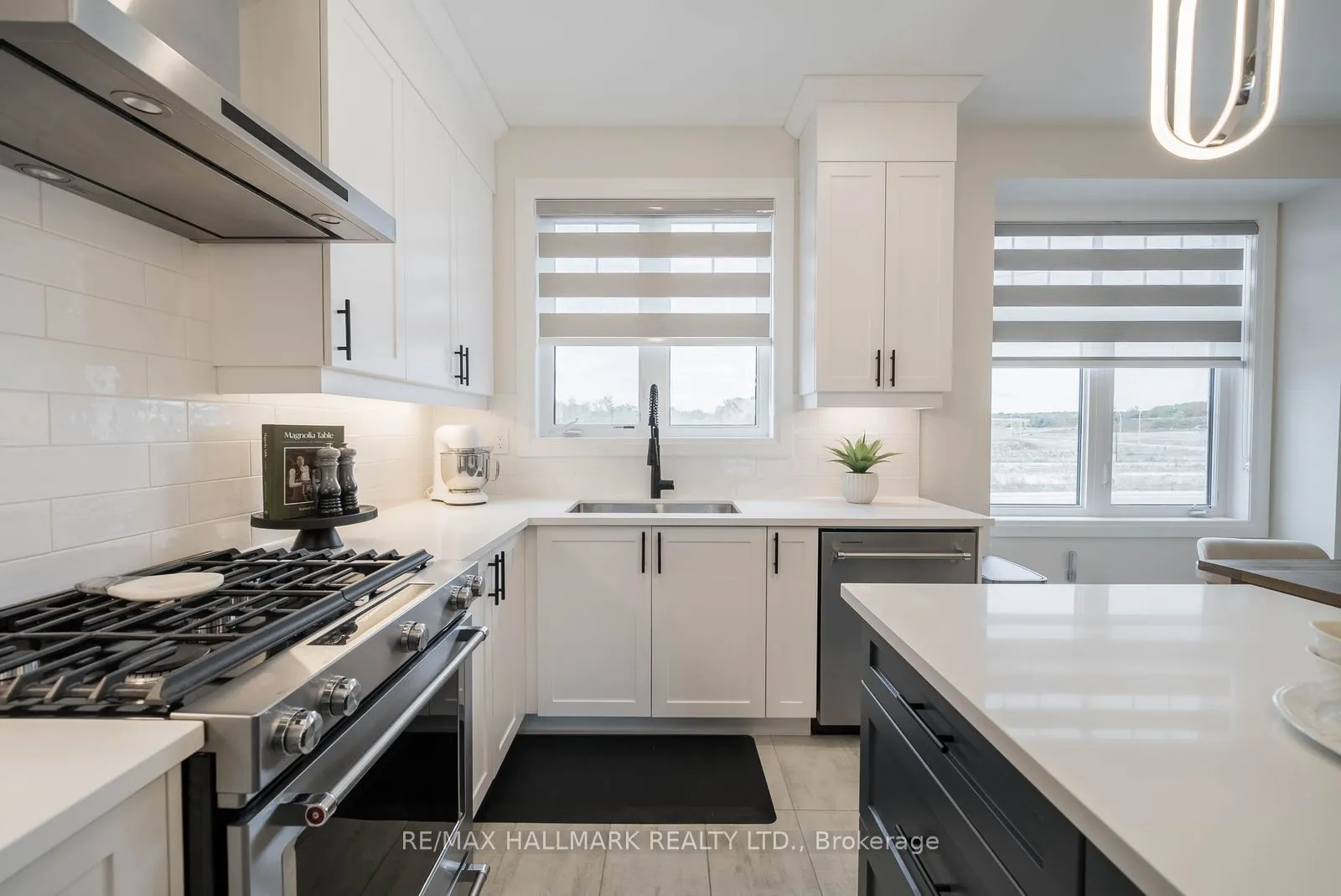 669 Alexander Knox Road