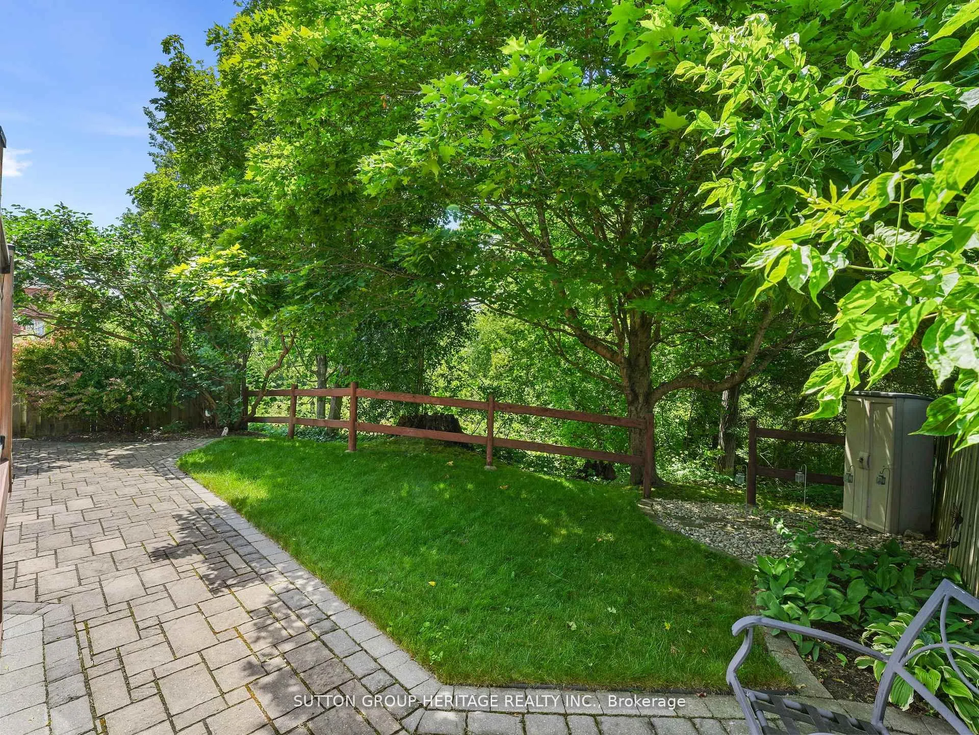 51 Annie Crescent