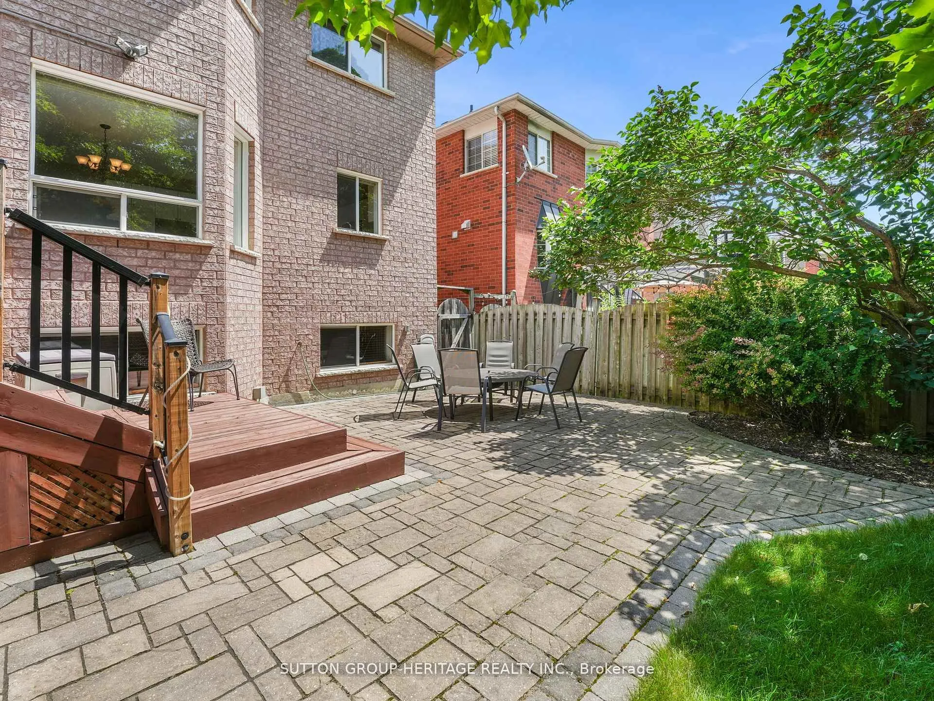 51 Annie Crescent