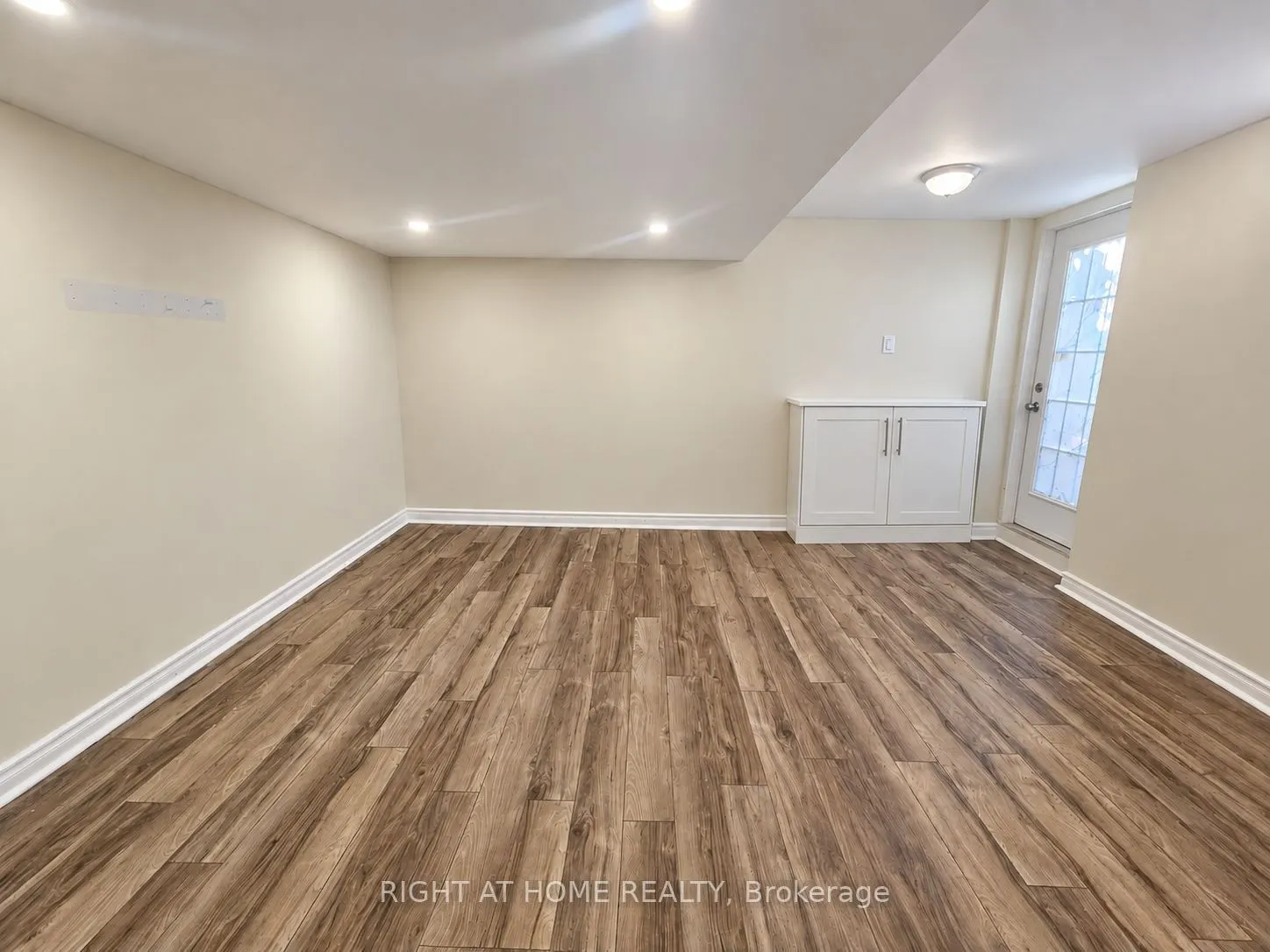 36 Peacock Crescent