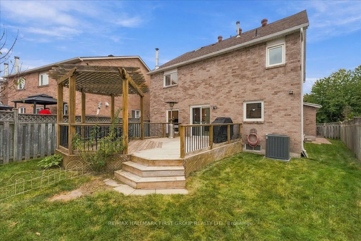 1582 Kelvinway Lane