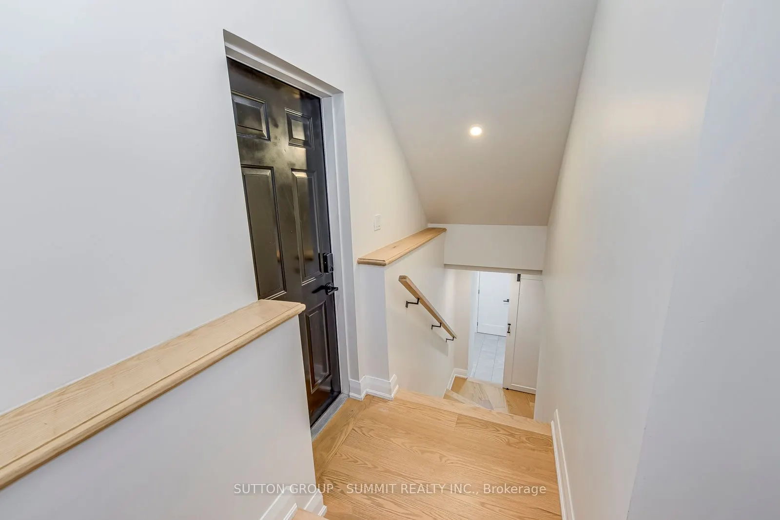 103 Kalmar Avenue