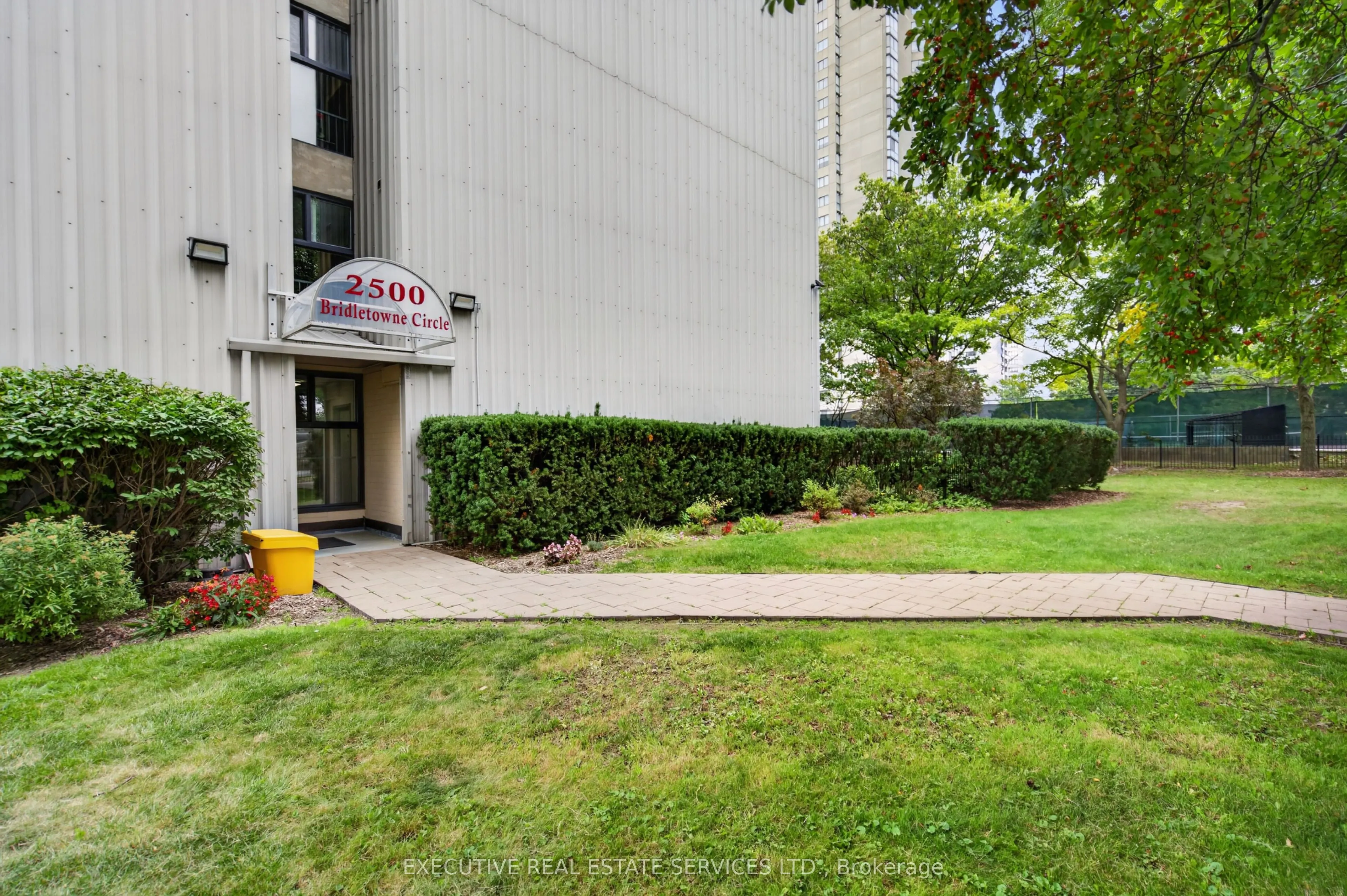 2500 Bridletowne Circle #106