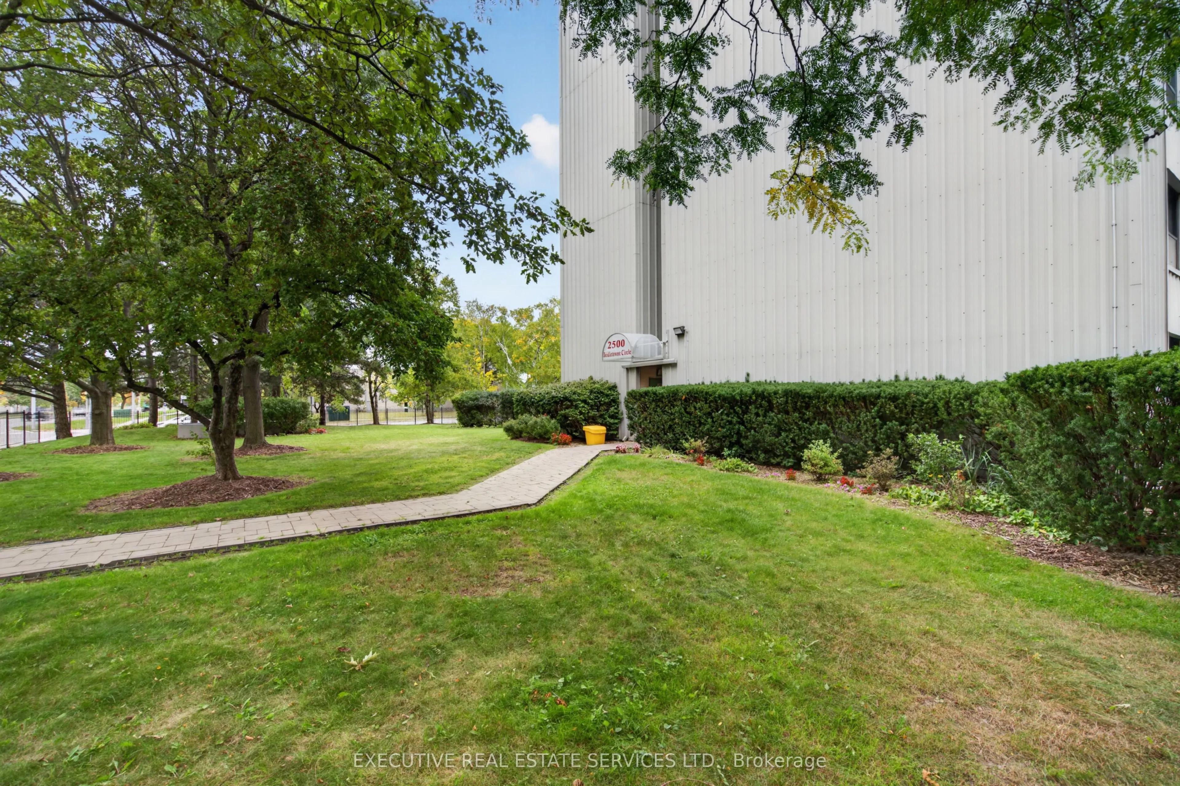 2500 Bridletowne Circle #106