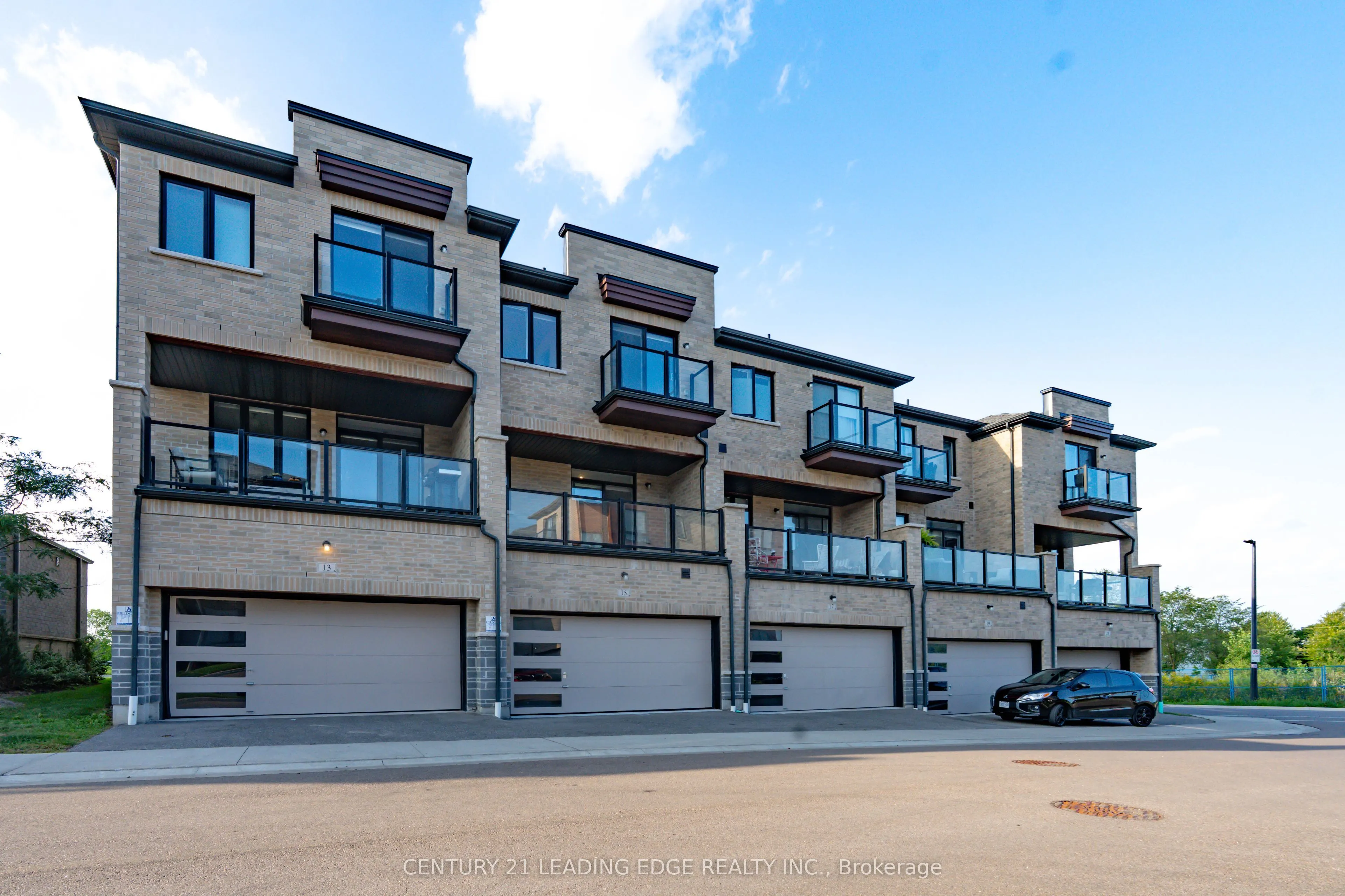 15 Haydock Way