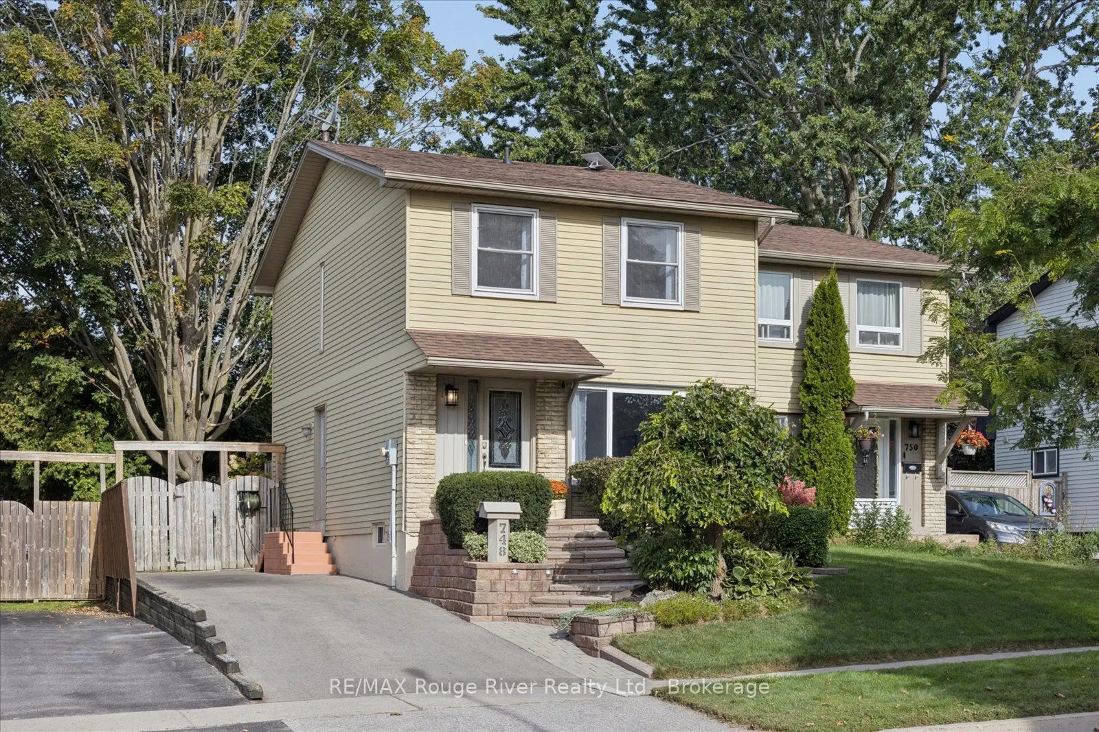748 Hillcroft Street