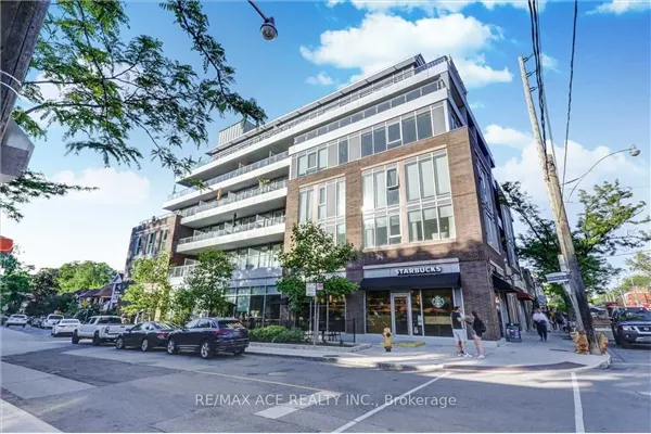 1960 Queen Street #206