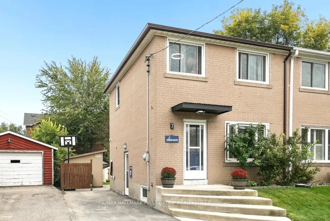 7 Ellendale Drive