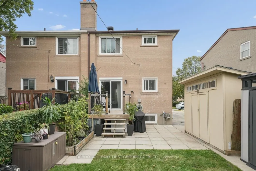 7 Ellendale Drive