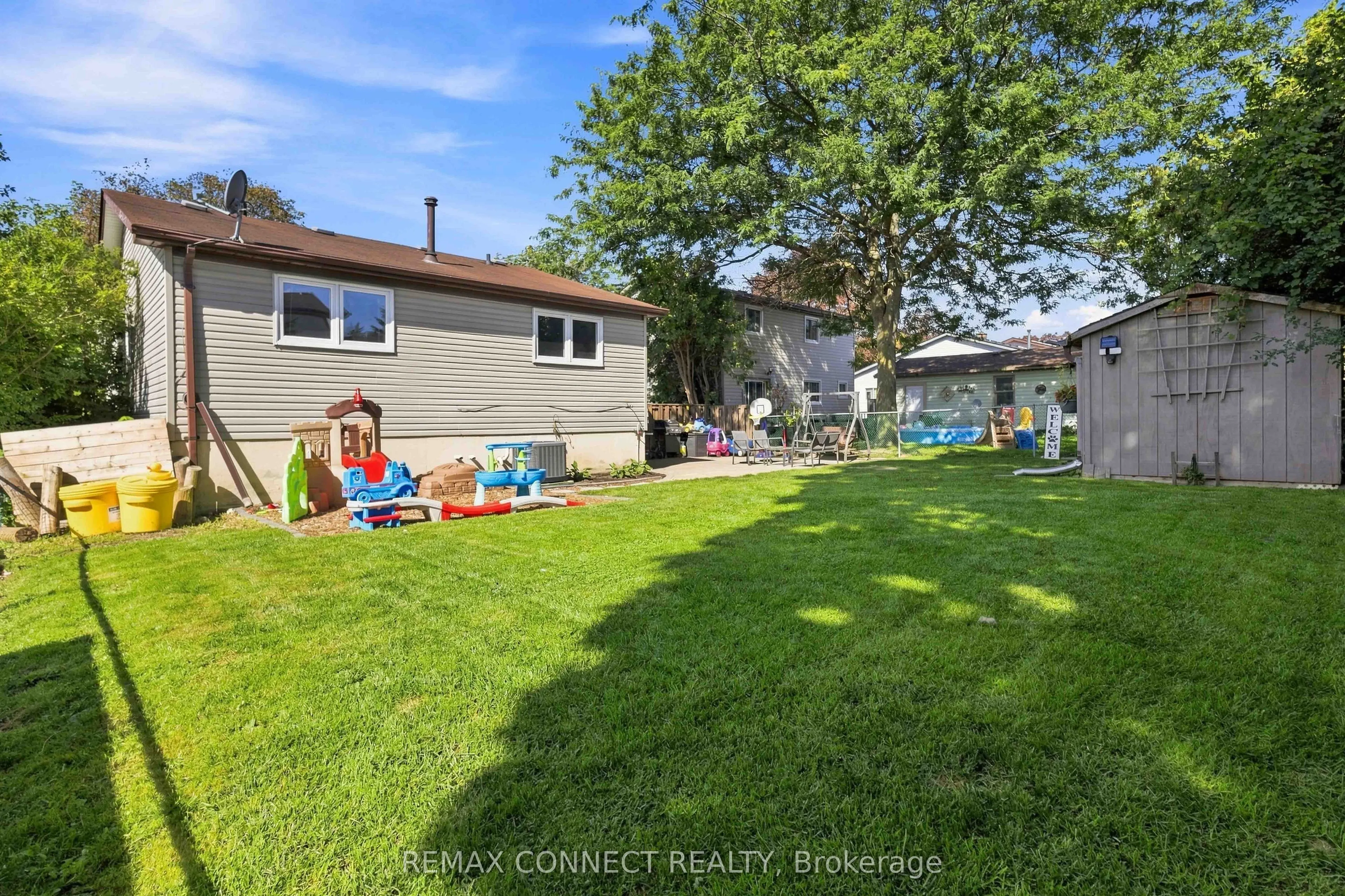 31 Roser Crescent