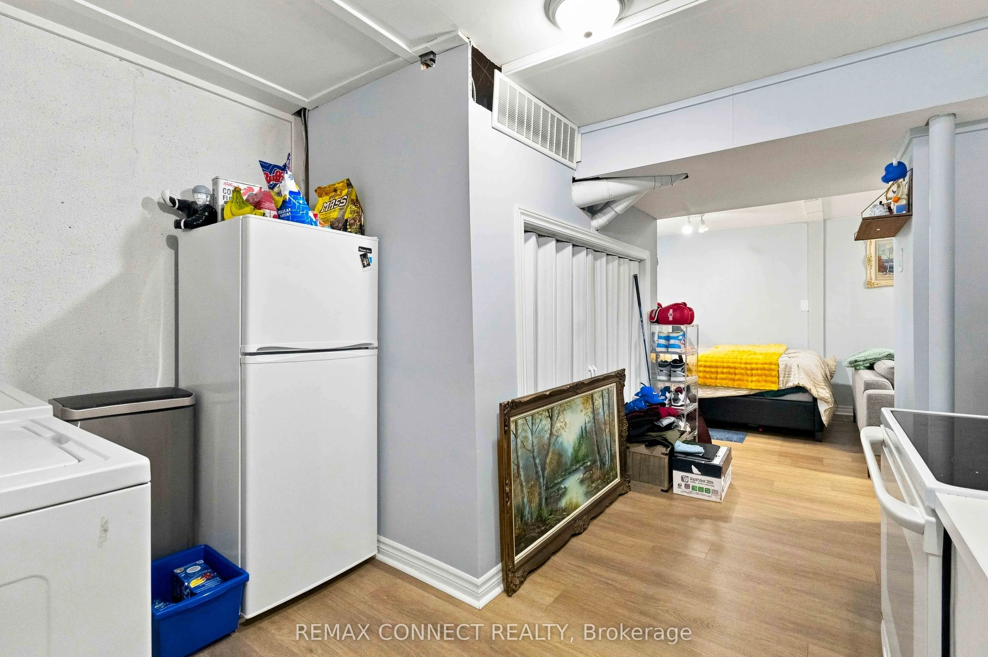 31 Roser Crescent