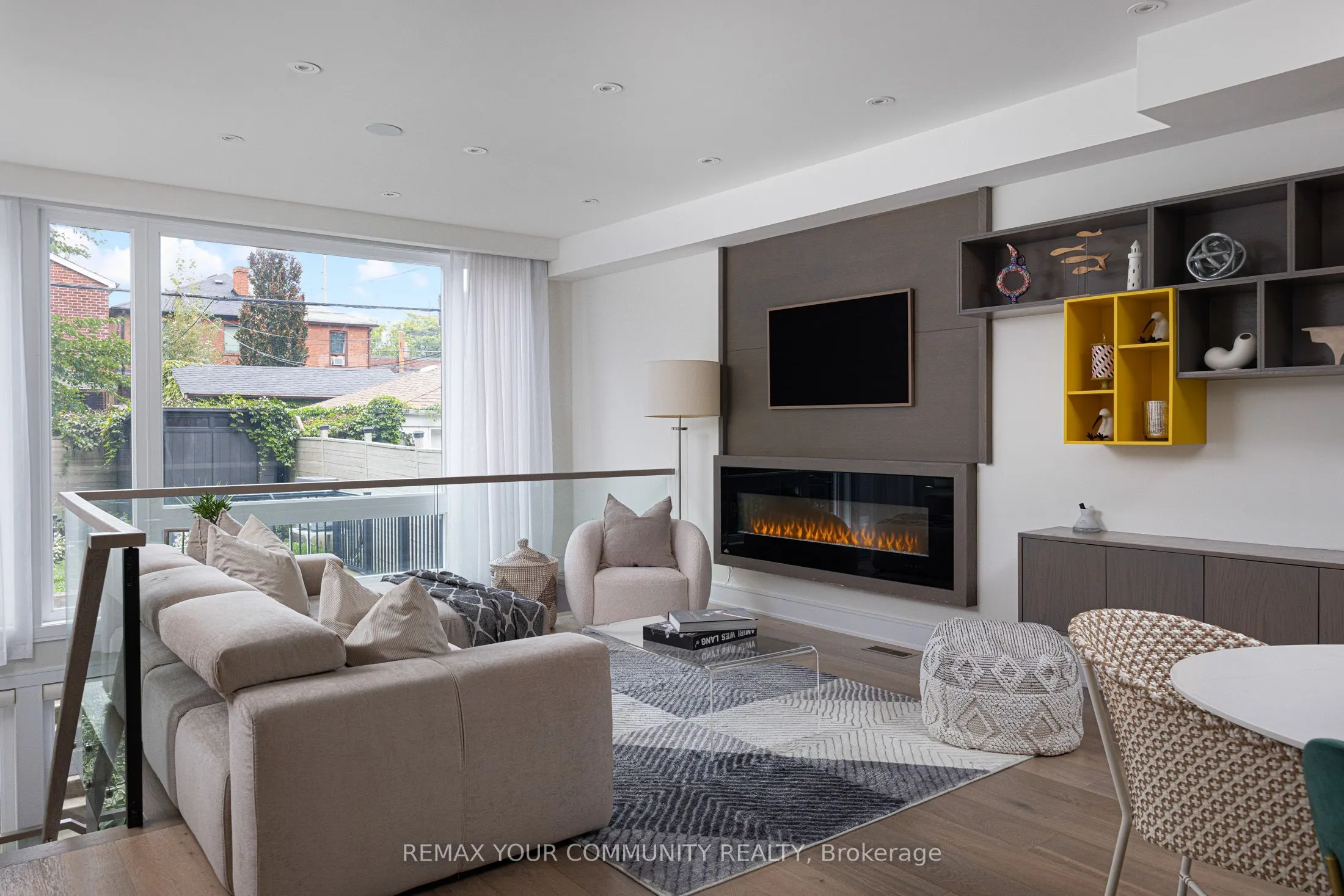 164 Aldwych Avenue