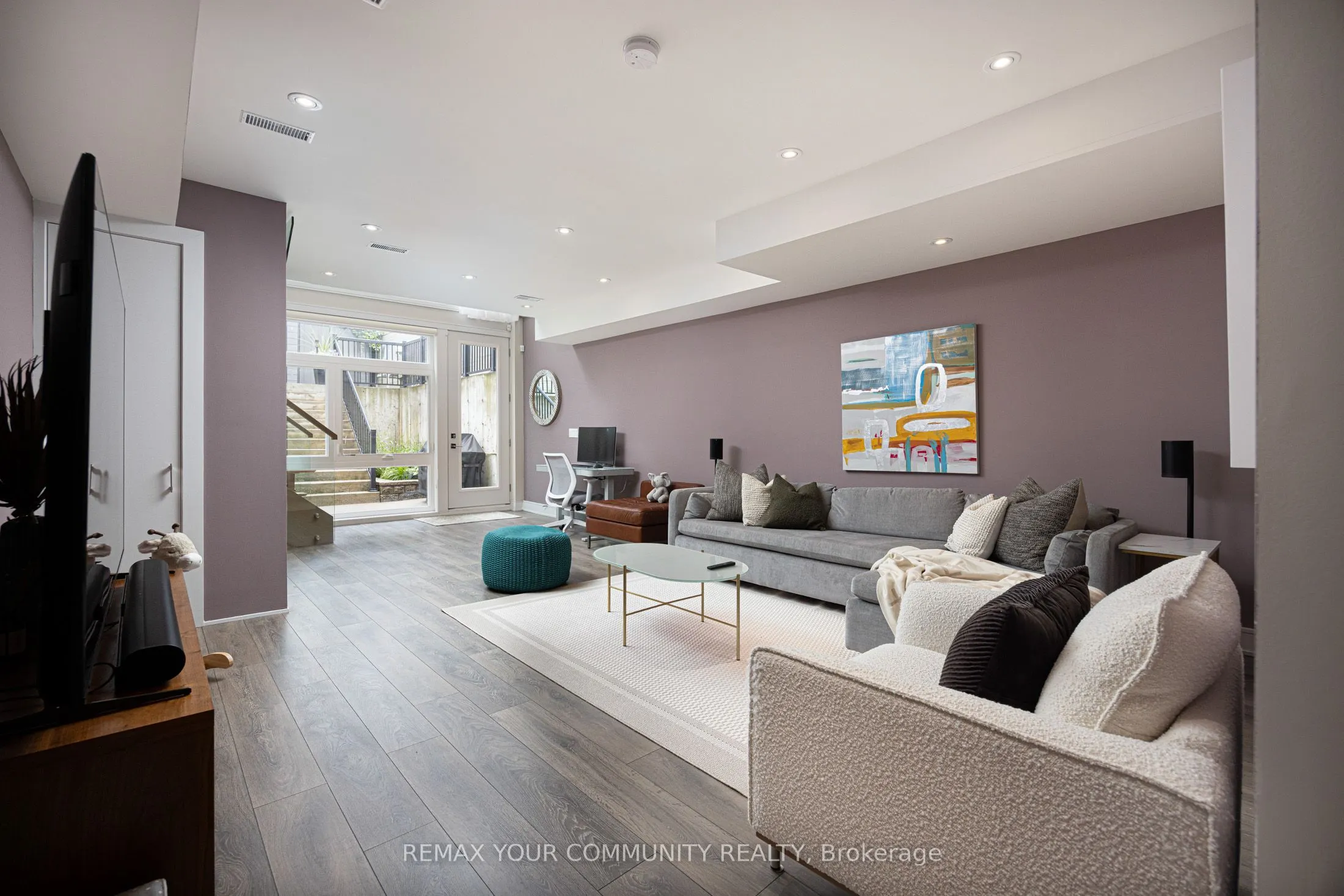 164 Aldwych Avenue