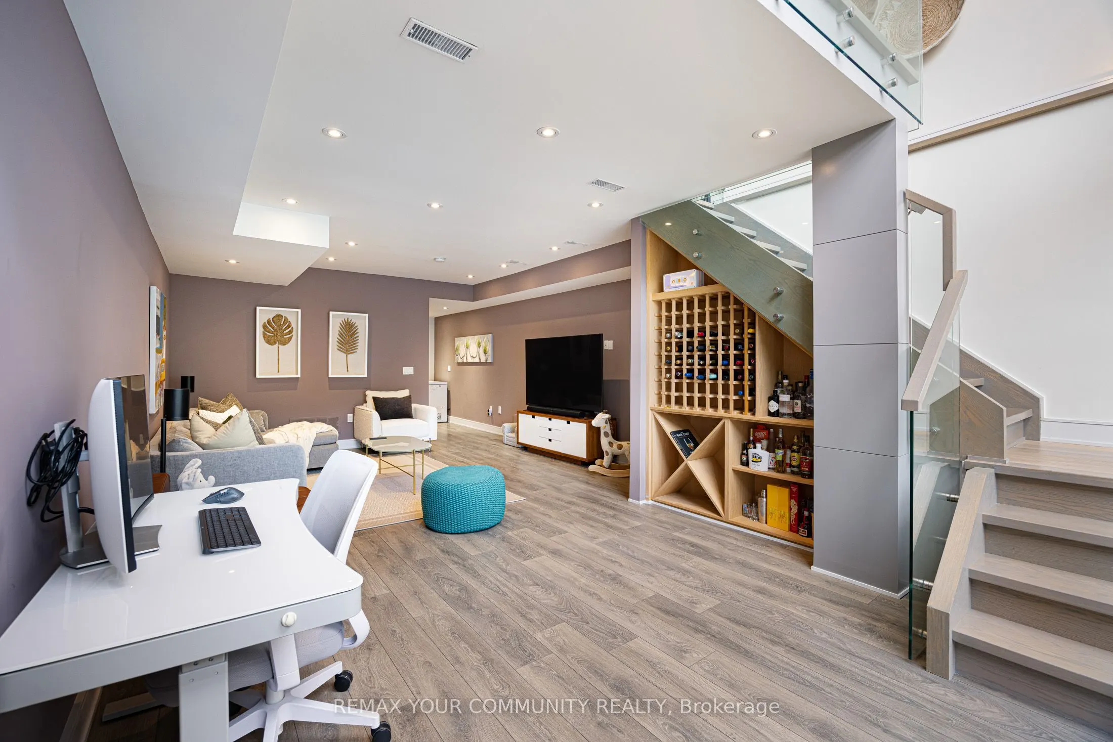164 Aldwych Avenue