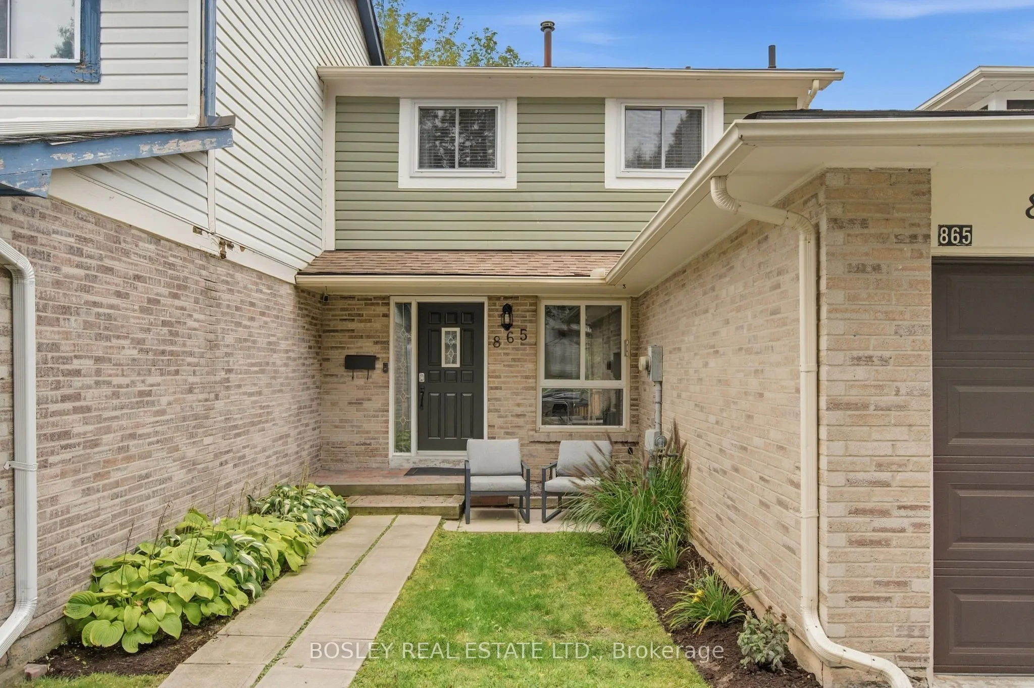 865 Gentry Crescent