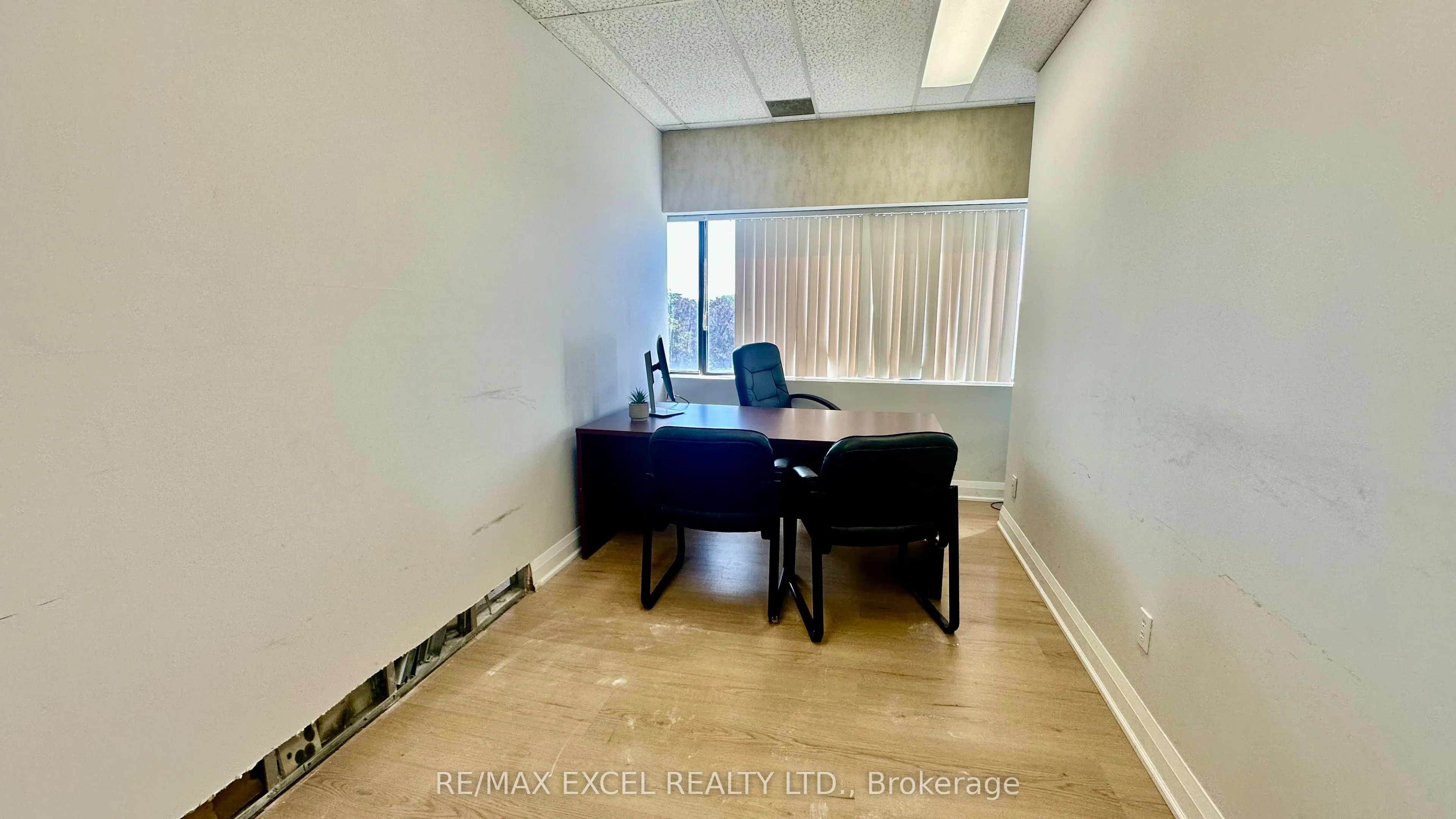 3090 Kingston Road #400B