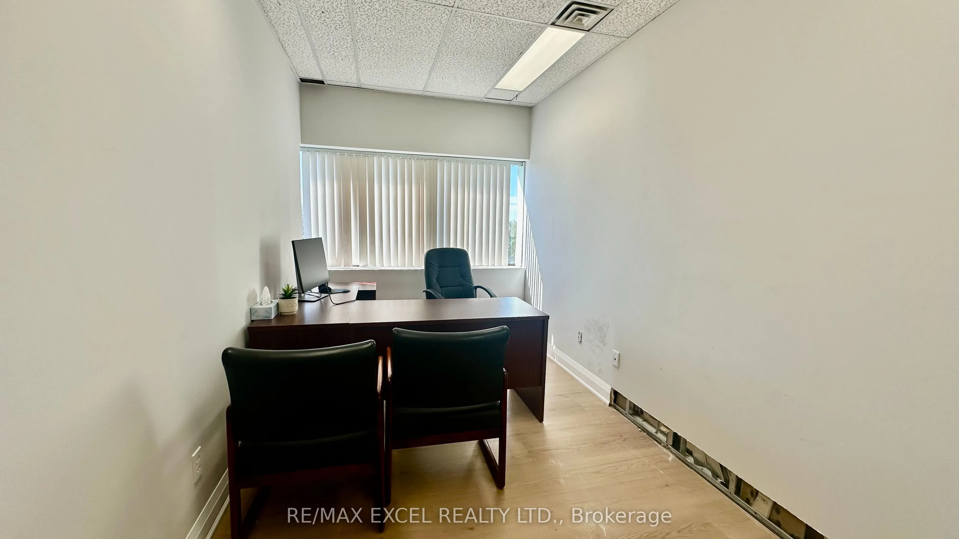 3090 Kingston Road #400B
