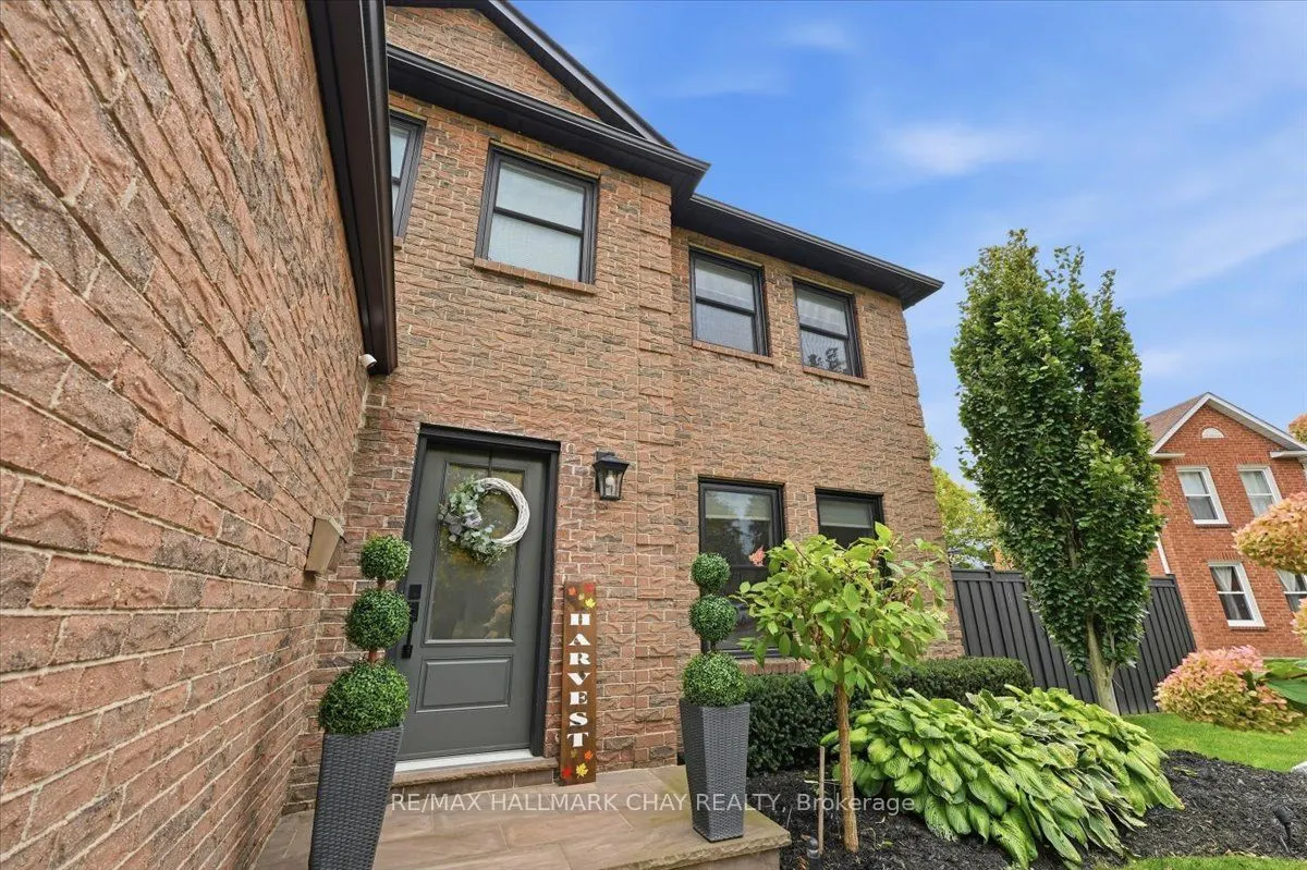 5 Draper Court