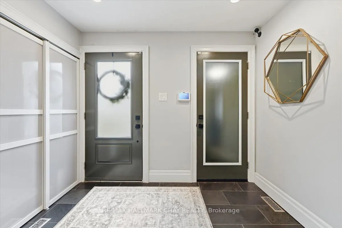 5 Draper Court