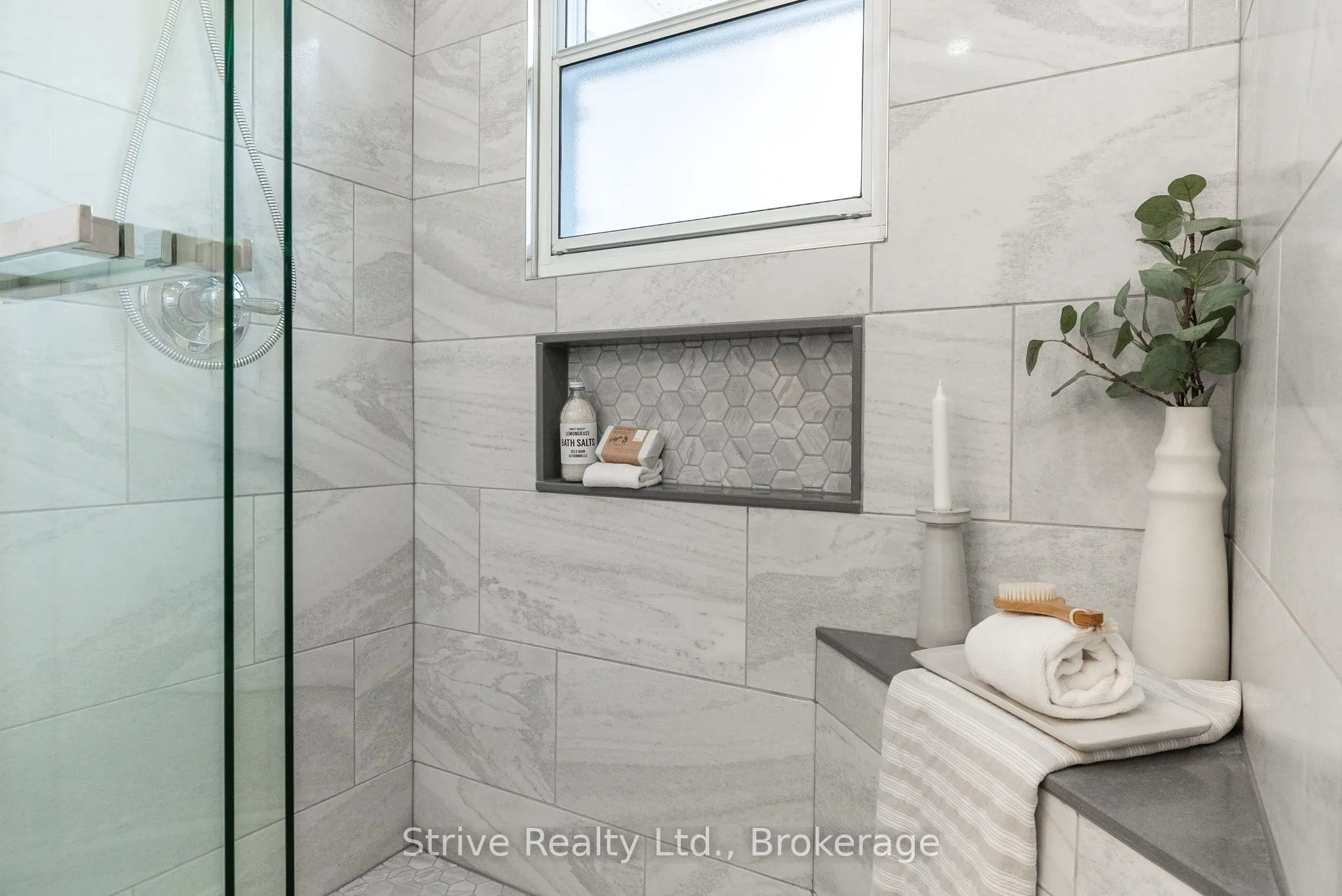 23 Cherry Blossom Crescent #Upper