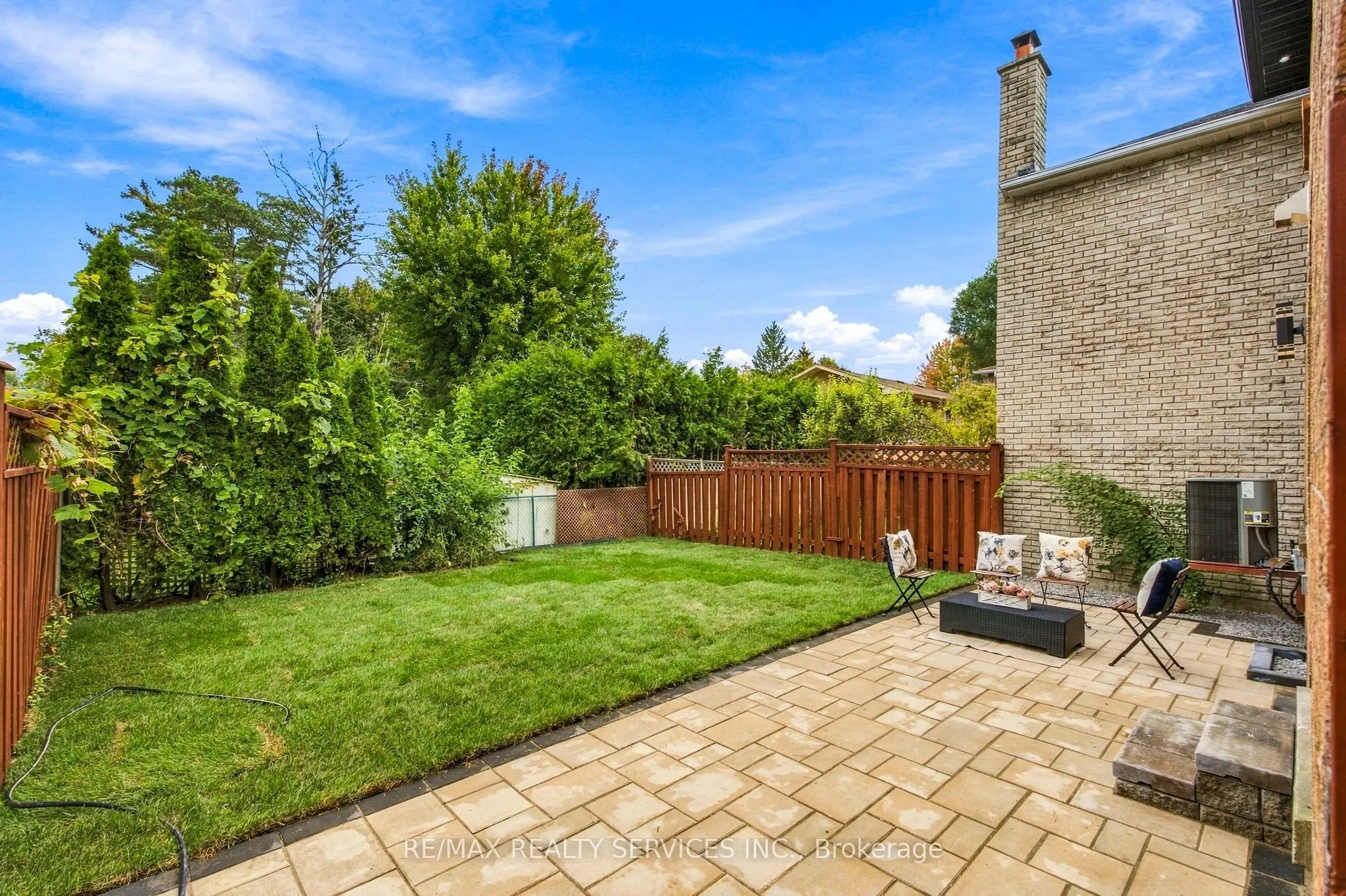 6 Scarbell Drive