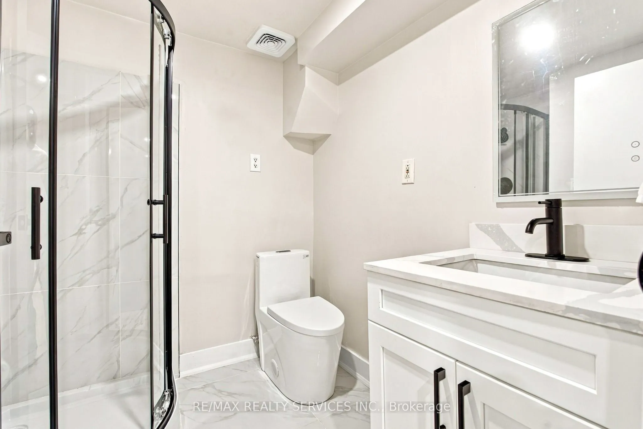 6 Scarbell Drive