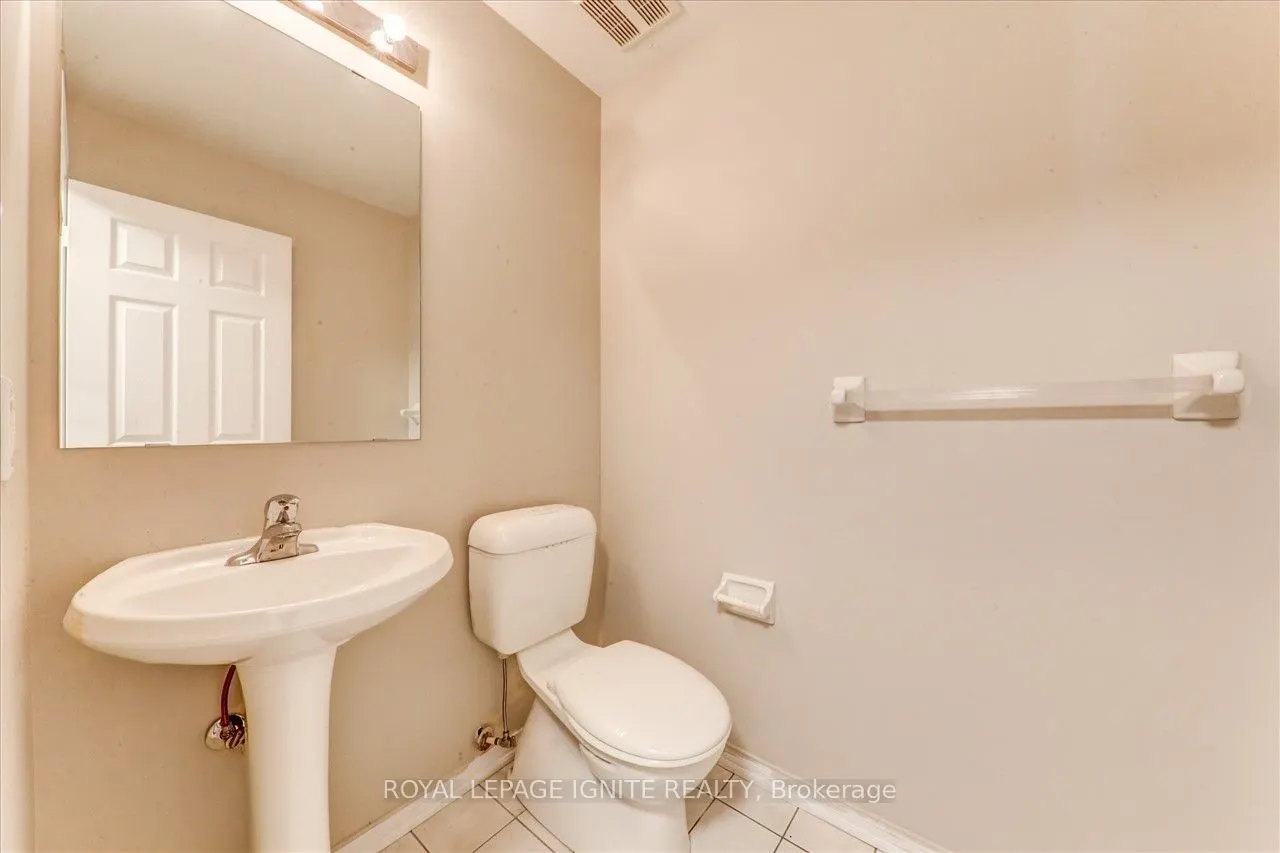 32 Tansley Crescent