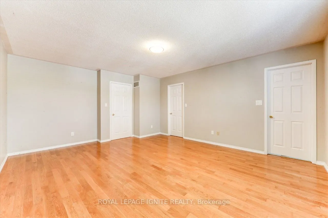 32 Tansley Crescent