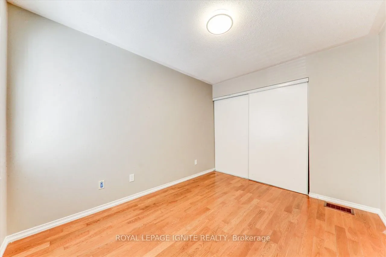 32 Tansley Crescent
