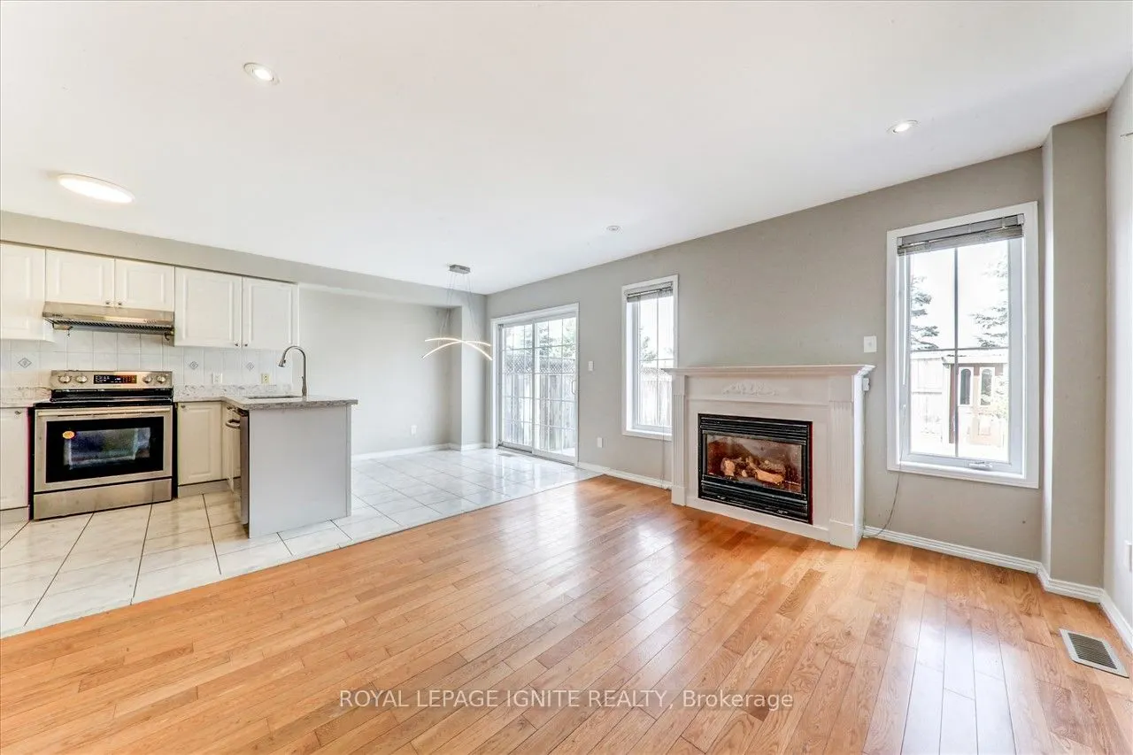 32 Tansley Crescent