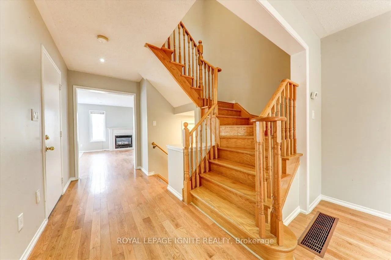 32 Tansley Crescent